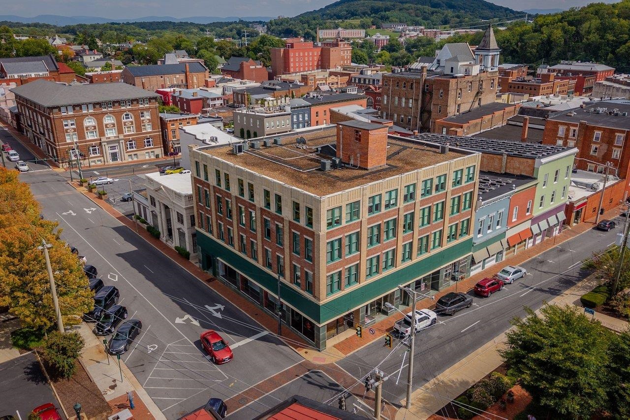 29 N CENTRAL AVE, STAUNTON, Virginia 24401, ,Commercial,29 N CENTRAL AVE,681297 MLS # 681297 29 N CENTRAL AVE, STAUNTON, Virginia 24401, ,Commercial,29 N CENTRAL AVE,681297 MLS # 681297