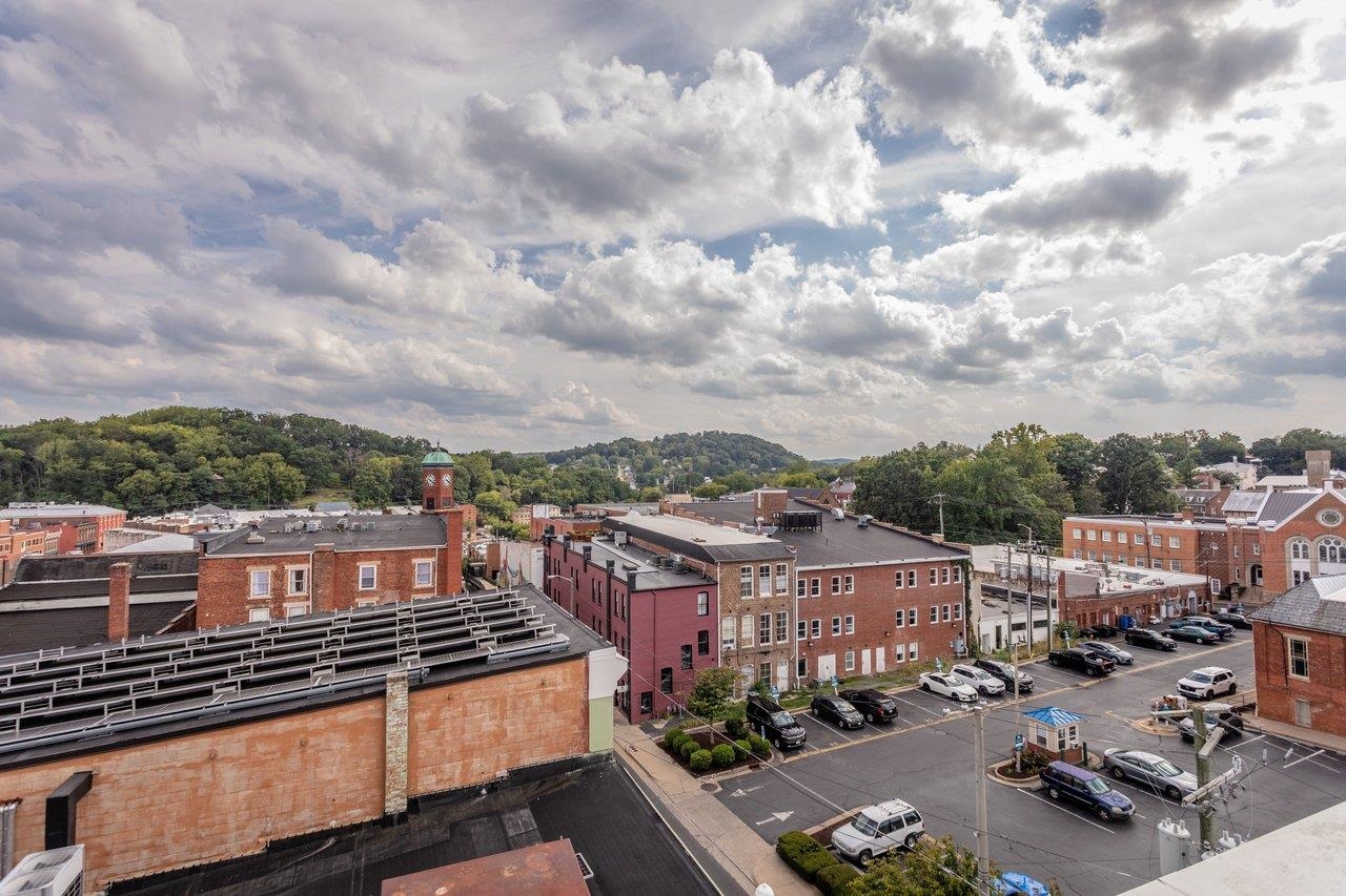 29 N CENTRAL AVE, STAUNTON, Virginia 24401, ,Commercial,29 N CENTRAL AVE,681297 MLS # 681297 29 N CENTRAL AVE, STAUNTON, Virginia 24401, ,Commercial,29 N CENTRAL AVE,681297 MLS # 681297