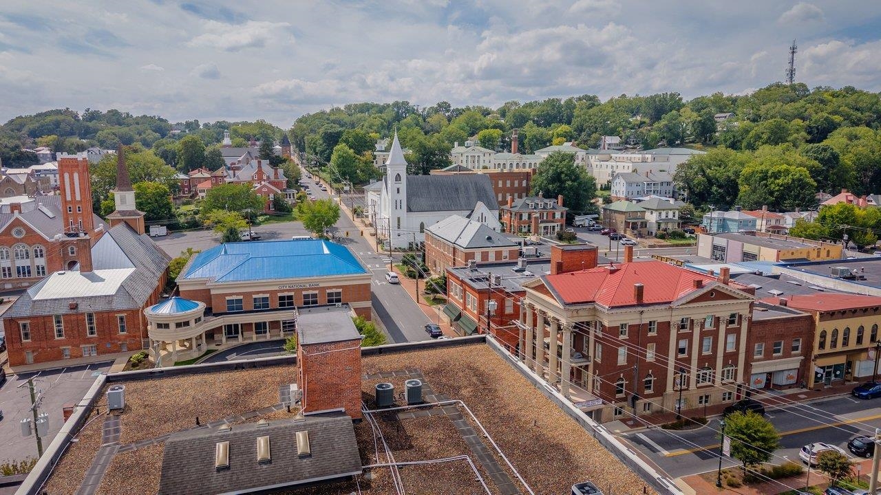 29 N CENTRAL AVE, STAUNTON, Virginia 24401, ,Commercial,29 N CENTRAL AVE,681297 MLS # 681297 29 N CENTRAL AVE, STAUNTON, Virginia 24401, ,Commercial,29 N CENTRAL AVE,681297 MLS # 681297