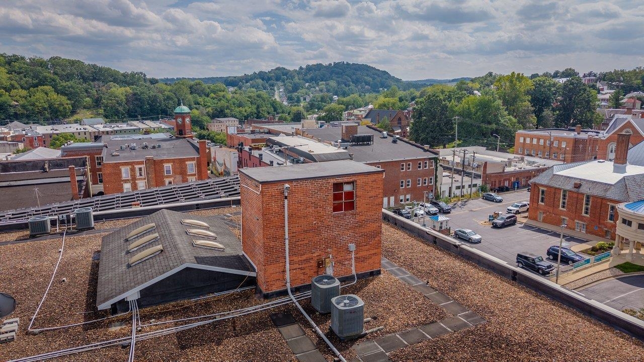 29 N CENTRAL AVE, STAUNTON, Virginia 24401, ,Commercial,29 N CENTRAL AVE,681297 MLS # 681297 29 N CENTRAL AVE, STAUNTON, Virginia 24401, ,Commercial,29 N CENTRAL AVE,681297 MLS # 681297