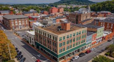 29 N CENTRAL AVE, STAUNTON, Virginia 24401, ,Commercial,29 N CENTRAL AVE,681297 MLS # 681297