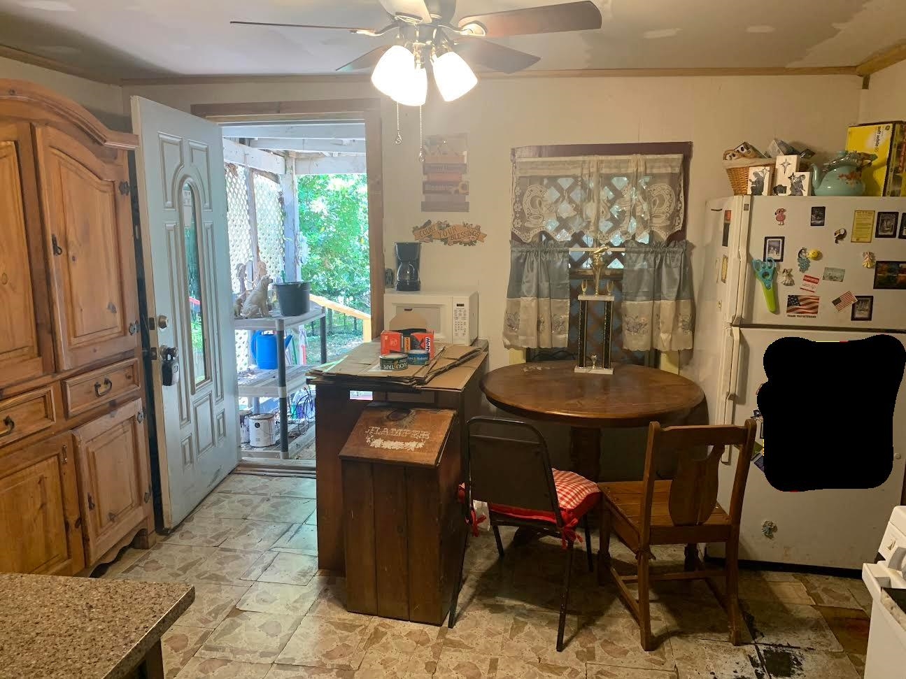 1216 W BEVERLEY ST, STAUNTON, Virginia 24401, 3 Bedrooms Bedrooms, ,1 BathroomBathrooms,Residential,1216 W BEVERLEY ST,678723 MLS # 678723 1216 W BEVERLEY ST, STAUNTON, Virginia 24401, 3 Bedrooms Bedrooms, ,1 BathroomBathrooms,Residential,1216 W BEVERLEY ST,678723 MLS # 678723