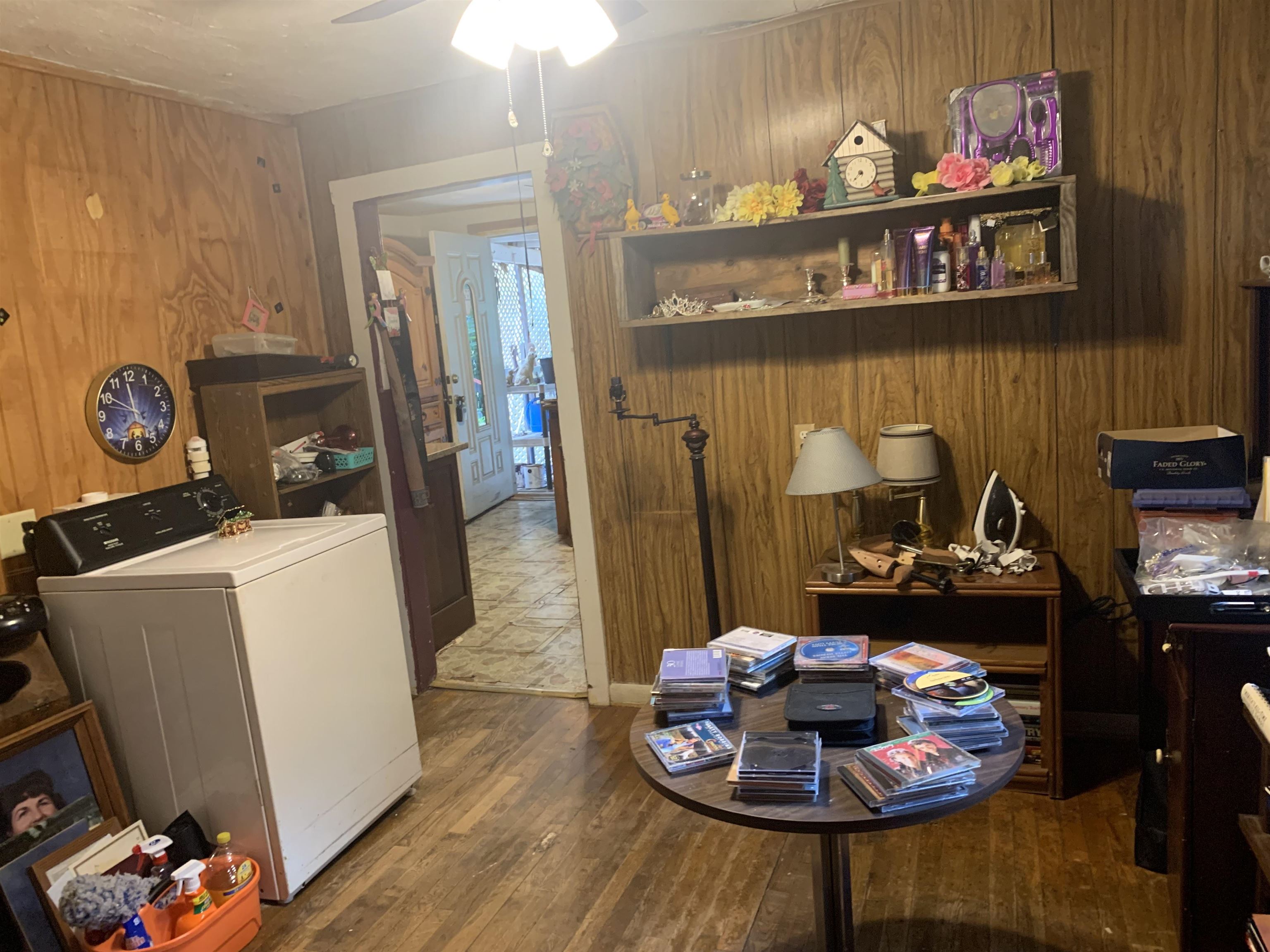 1216 W BEVERLEY ST, STAUNTON, Virginia 24401, 3 Bedrooms Bedrooms, ,1 BathroomBathrooms,Residential,1216 W BEVERLEY ST,678723 MLS # 678723 1216 W BEVERLEY ST, STAUNTON, Virginia 24401, 3 Bedrooms Bedrooms, ,1 BathroomBathrooms,Residential,1216 W BEVERLEY ST,678723 MLS # 678723