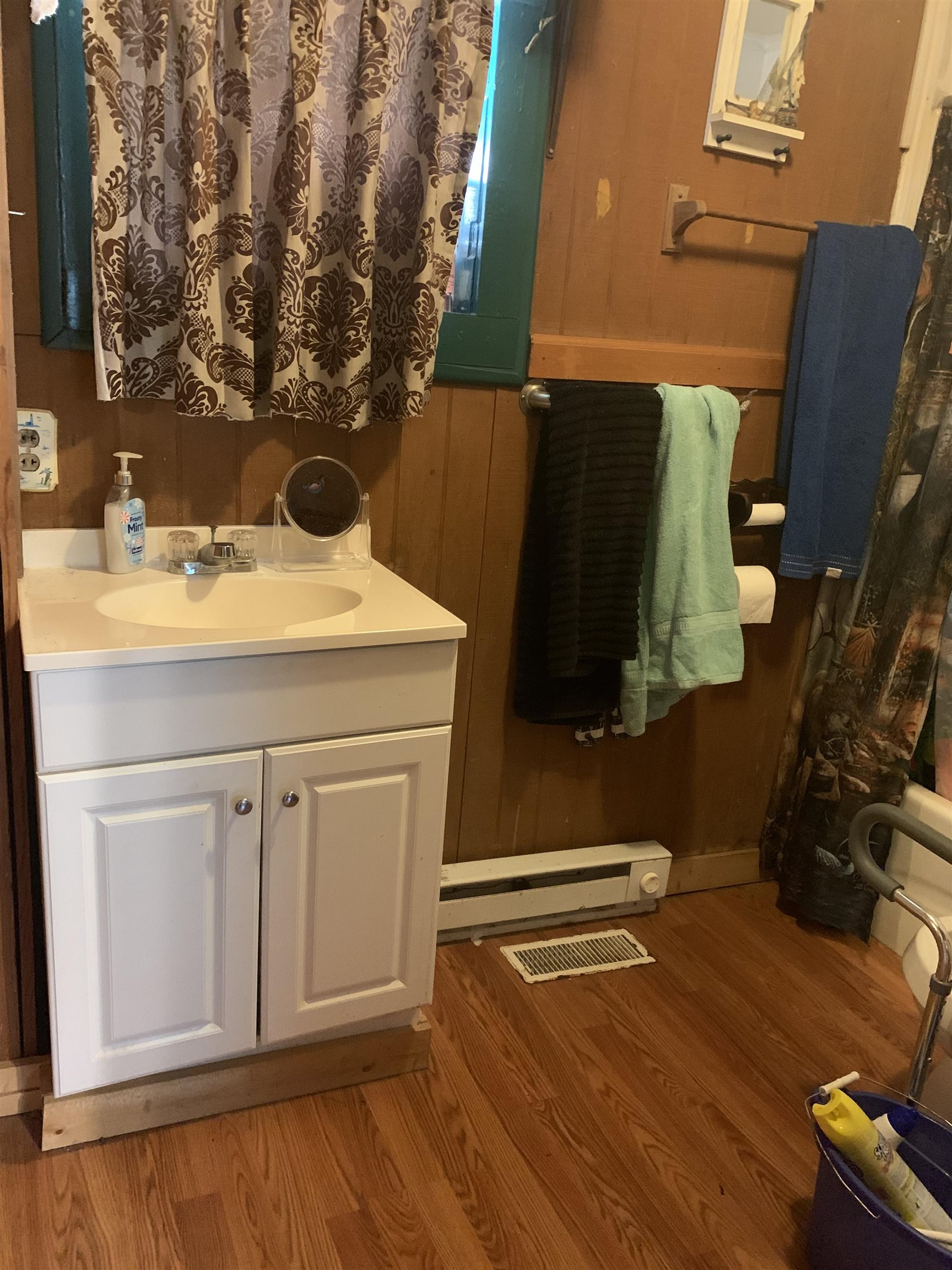 1216 W BEVERLEY ST, STAUNTON, Virginia 24401, 3 Bedrooms Bedrooms, ,1 BathroomBathrooms,Residential,1216 W BEVERLEY ST,678723 MLS # 678723 1216 W BEVERLEY ST, STAUNTON, Virginia 24401, 3 Bedrooms Bedrooms, ,1 BathroomBathrooms,Residential,1216 W BEVERLEY ST,678723 MLS # 678723
