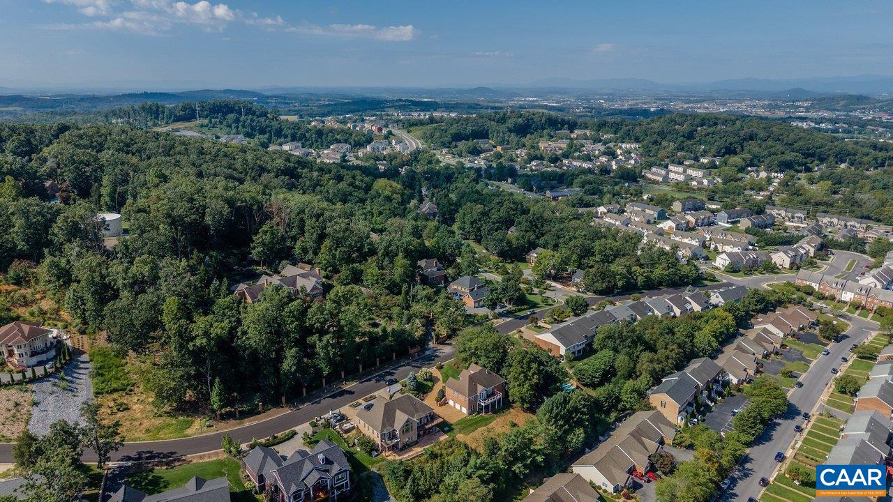 2201 PEARL LN, HARRISONBURG, Virginia 22801, 4 Bedrooms Bedrooms, ,2 BathroomsBathrooms,Residential,2201 Pearl Ln,2201 PEARL LN,681314 MLS # 681314