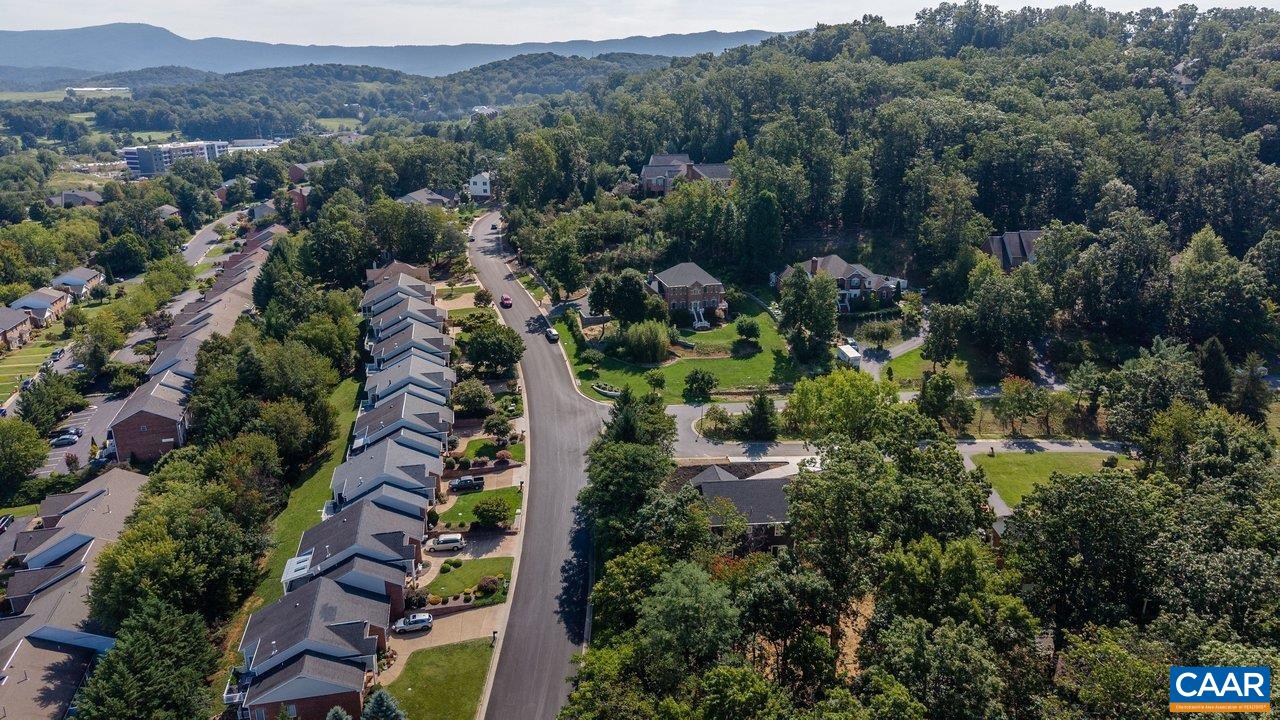 2201 PEARL LN, HARRISONBURG, Virginia 22801, 4 Bedrooms Bedrooms, ,2 BathroomsBathrooms,Residential,2201 Pearl Ln,2201 PEARL LN,681314 MLS # 681314