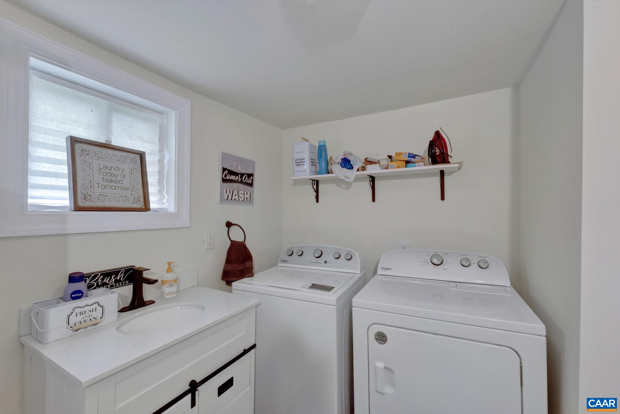 31 CAPELL LN, NORWOOD, Virginia 24581, 4 Bedrooms Bedrooms, ,1 BathroomBathrooms,Residential,31 CAPELL LN,681300 MLS # 681300 31 CAPELL LN, NORWOOD, Virginia 24581, 4 Bedrooms Bedrooms, ,1 BathroomBathrooms,Residential,31 CAPELL LN,681300 MLS # 681300