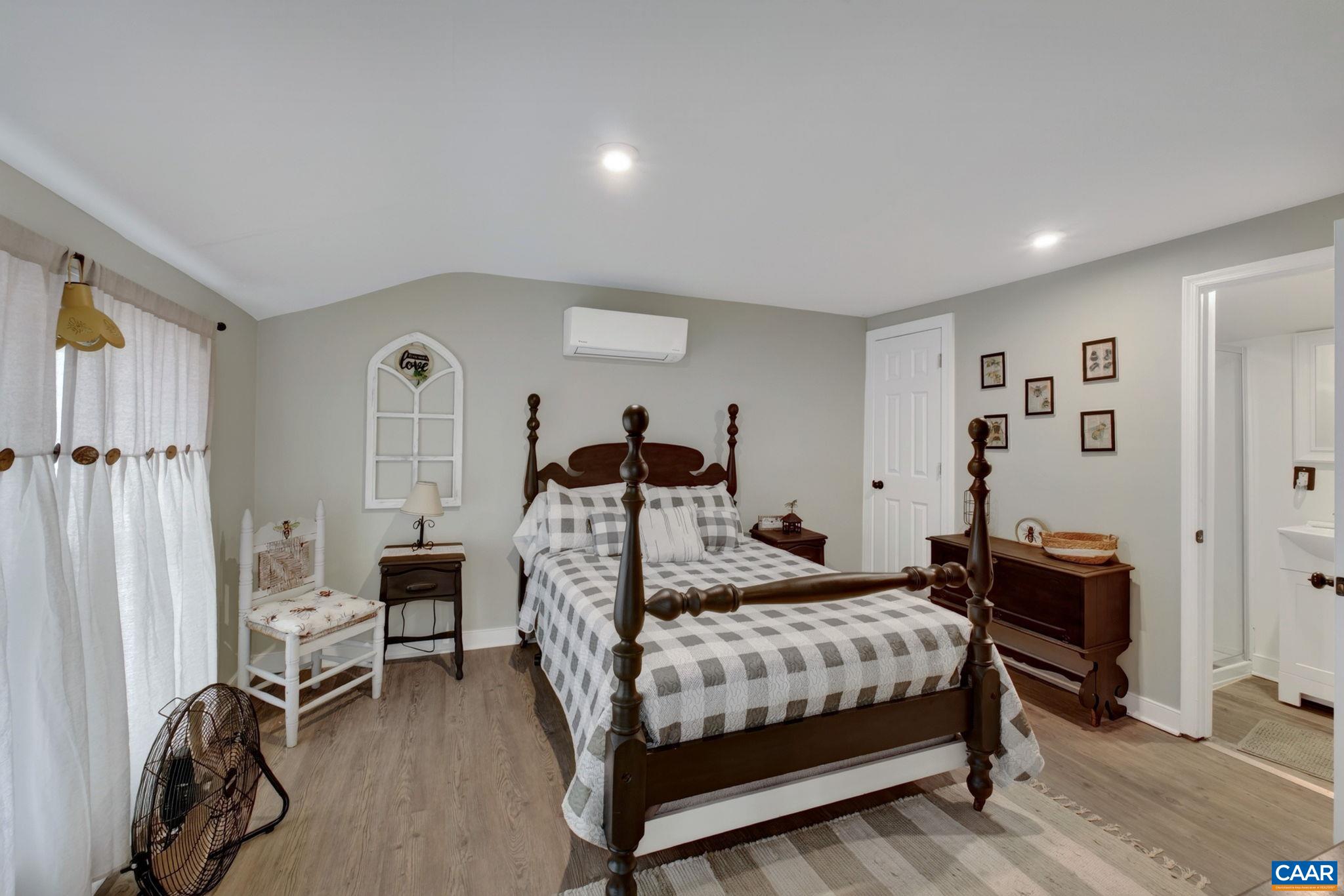 31 CAPELL LN, NORWOOD, Virginia 24581, 4 Bedrooms Bedrooms, ,1 BathroomBathrooms,Residential,31 CAPELL LN,681300 MLS # 681300 31 CAPELL LN, NORWOOD, Virginia 24581, 4 Bedrooms Bedrooms, ,1 BathroomBathrooms,Residential,31 CAPELL LN,681300 MLS # 681300