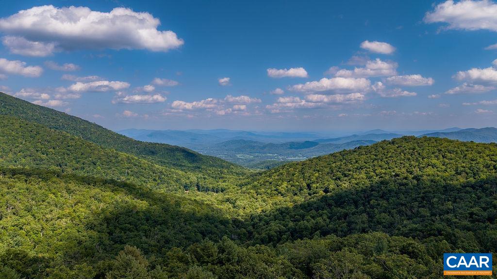 85 FORTUNES PT, WINTERGREEN, Virginia 22967, 3 Bedrooms Bedrooms, ,3 BathroomsBathrooms,Residential,85 FORTUNES PT,681301 MLS # 681301 85 FORTUNES PT, WINTERGREEN, Virginia 22967, 3 Bedrooms Bedrooms, ,3 BathroomsBathrooms,Residential,85 FORTUNES PT,681301 MLS # 681301