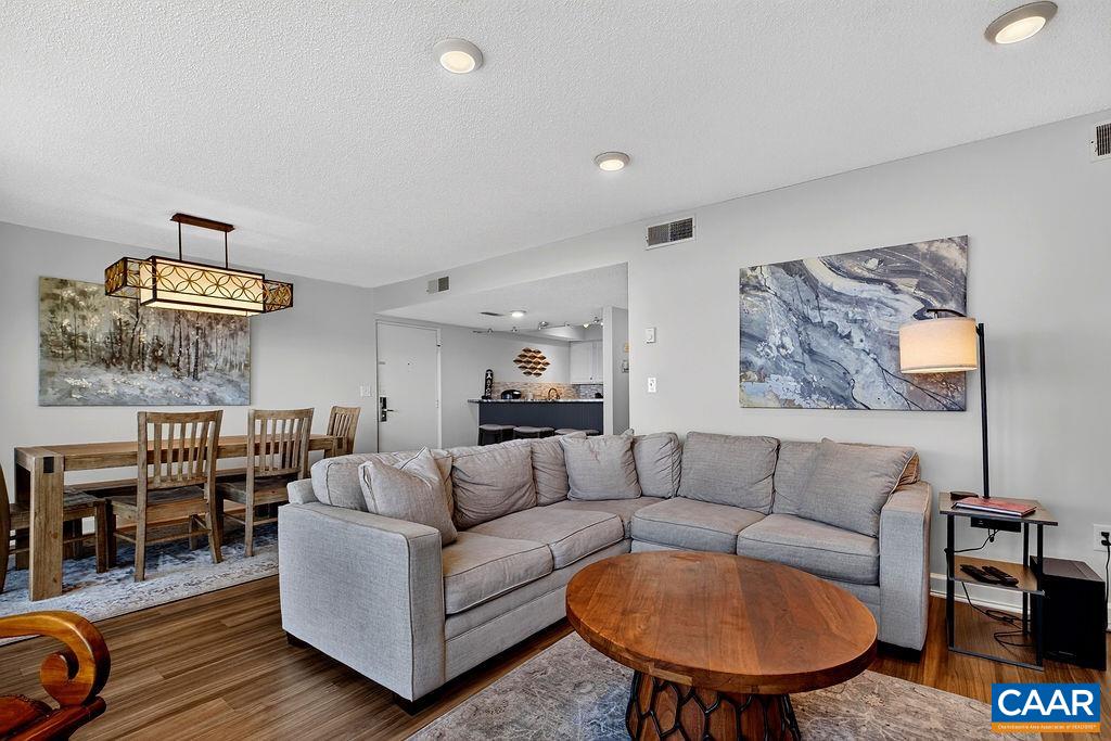 1423 HIGHLANDS CONDOS, WINTERGREEN, Virginia 22967, 2 Bedrooms Bedrooms, ,2 BathroomsBathrooms,Residential,1423 HIGHLANDS CONDOS,681302 MLS # 681302 1423 HIGHLANDS CONDOS, WINTERGREEN, Virginia 22967, 2 Bedrooms Bedrooms, ,2 BathroomsBathrooms,Residential,1423 HIGHLANDS CONDOS,681302 MLS # 681302