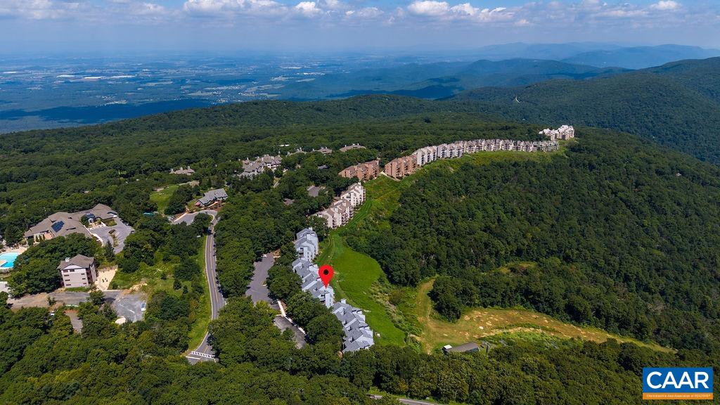 1423 HIGHLANDS CONDOS, WINTERGREEN, Virginia 22967, 2 Bedrooms Bedrooms, ,2 BathroomsBathrooms,Residential,1423 HIGHLANDS CONDOS,681302 MLS # 681302 1423 HIGHLANDS CONDOS, WINTERGREEN, Virginia 22967, 2 Bedrooms Bedrooms, ,2 BathroomsBathrooms,Residential,1423 HIGHLANDS CONDOS,681302 MLS # 681302