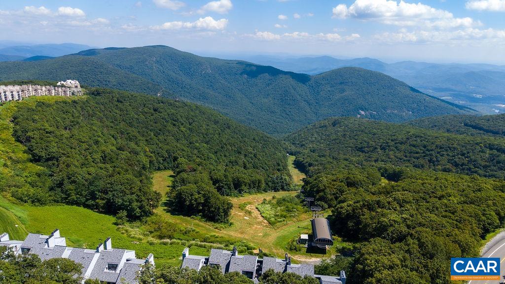 1423 HIGHLANDS CONDOS, WINTERGREEN, Virginia 22967, 2 Bedrooms Bedrooms, ,2 BathroomsBathrooms,Residential,1423 HIGHLANDS CONDOS,681302 MLS # 681302 1423 HIGHLANDS CONDOS, WINTERGREEN, Virginia 22967, 2 Bedrooms Bedrooms, ,2 BathroomsBathrooms,Residential,1423 HIGHLANDS CONDOS,681302 MLS # 681302