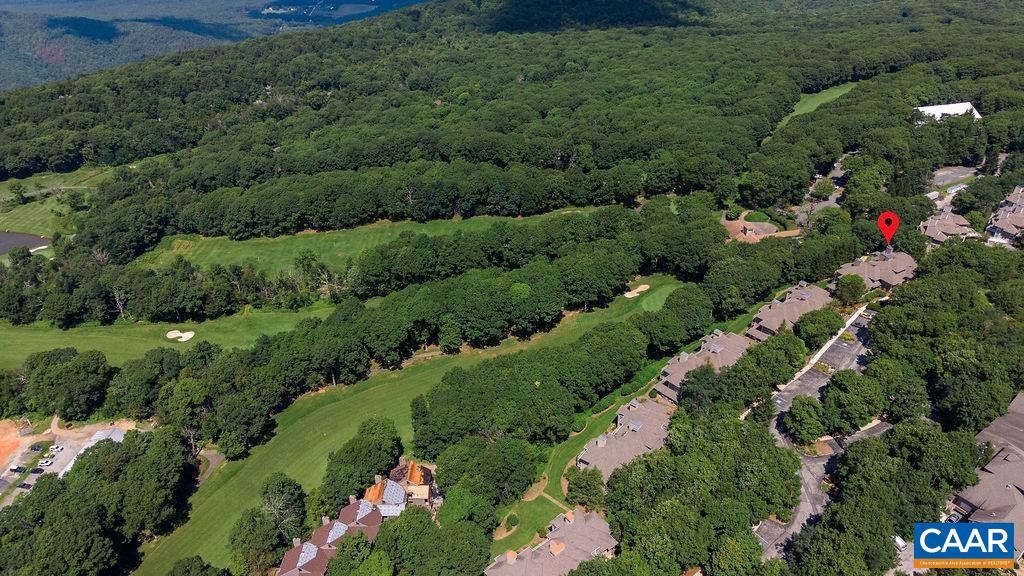 2076 STONE RIDGE CONDOS, WINTERGREEN, Virginia 22967, 1 Bedroom Bedrooms, ,1 BathroomBathrooms,Residential,2076 STONE RIDGE CONDOS,681303 MLS # 681303 2076 STONE RIDGE CONDOS, WINTERGREEN, Virginia 22967, 1 Bedroom Bedrooms, ,1 BathroomBathrooms,Residential,2076 STONE RIDGE CONDOS,681303 MLS # 681303