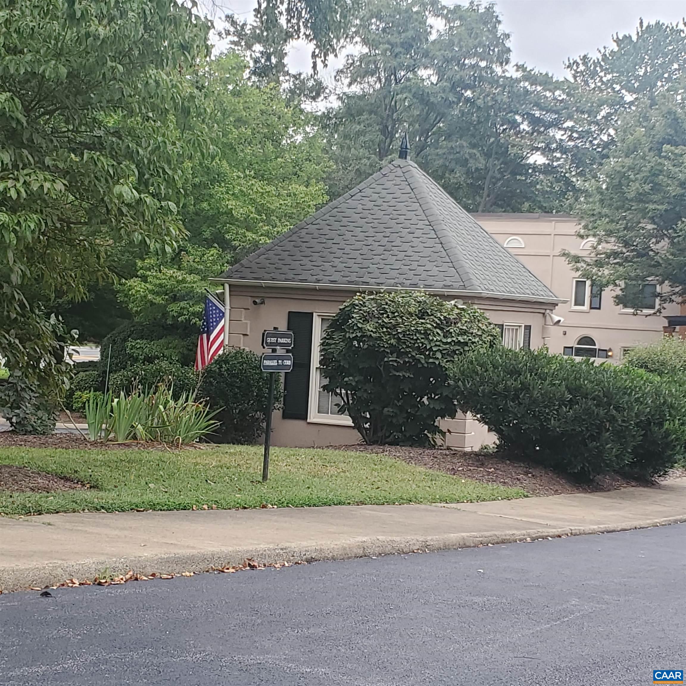 1636 GARDEN CT, CHARLOTTESVILLE, Virginia 22902, 2 Bedrooms Bedrooms, ,2 BathroomsBathrooms,Residential,1636 GARDEN CT,681304 MLS # 681304 1636 GARDEN CT, CHARLOTTESVILLE, Virginia 22902, 2 Bedrooms Bedrooms, ,2 BathroomsBathrooms,Residential,1636 GARDEN CT,681304 MLS # 681304