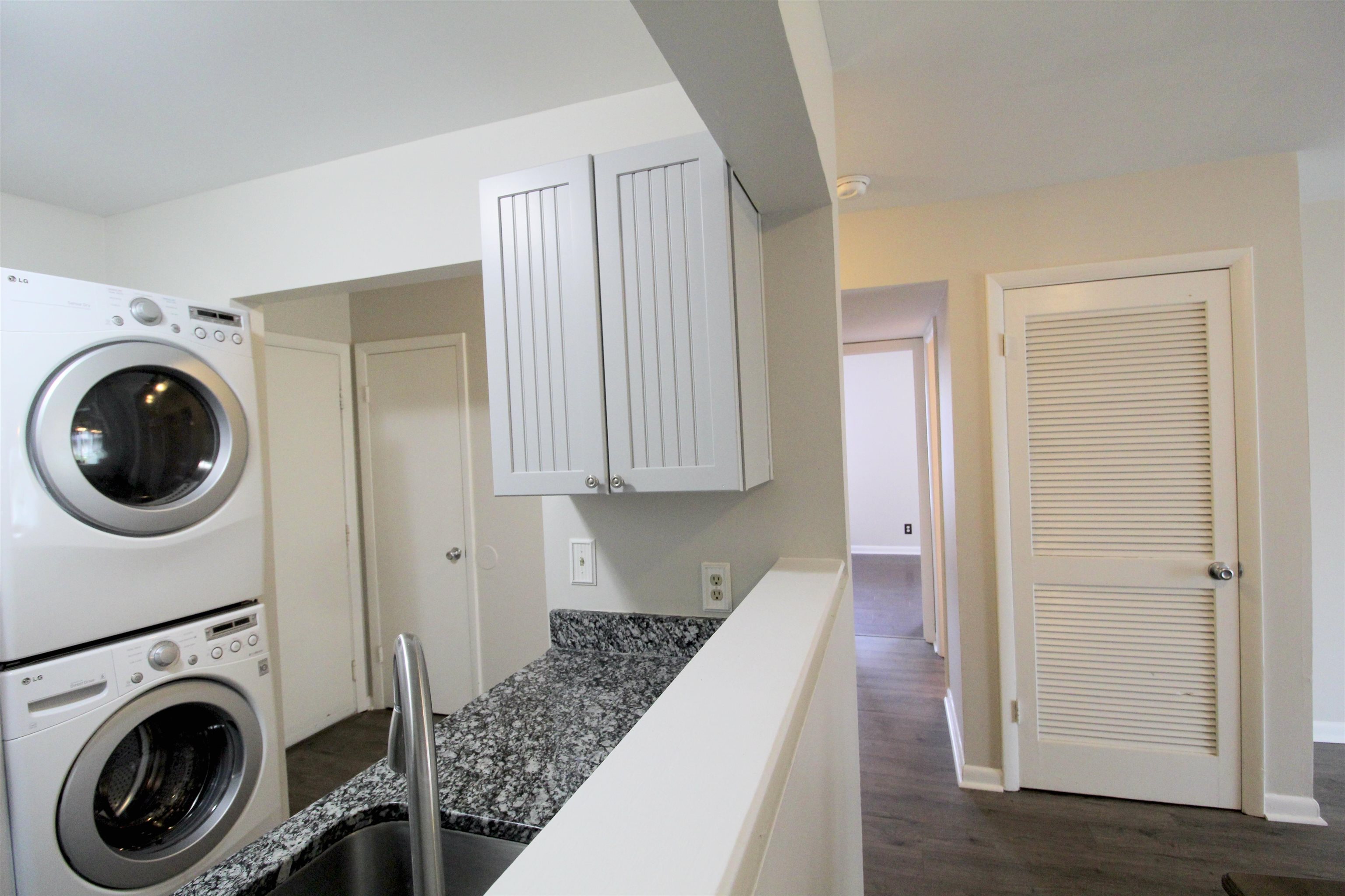 1390 HUNTERS RD, HARRISONBURG, Virginia 22801, 2 Bedrooms Bedrooms, ,2 BathroomsBathrooms,Residential,Hunters Ridge Condominiums,1390 HUNTERS RD,681309 MLS # 681309 1390 HUNTERS RD, HARRISONBURG, Virginia 22801, 2 Bedrooms Bedrooms, ,2 BathroomsBathrooms,Residential,Hunters Ridge Condominiums,1390 HUNTERS RD,681309 MLS # 681309