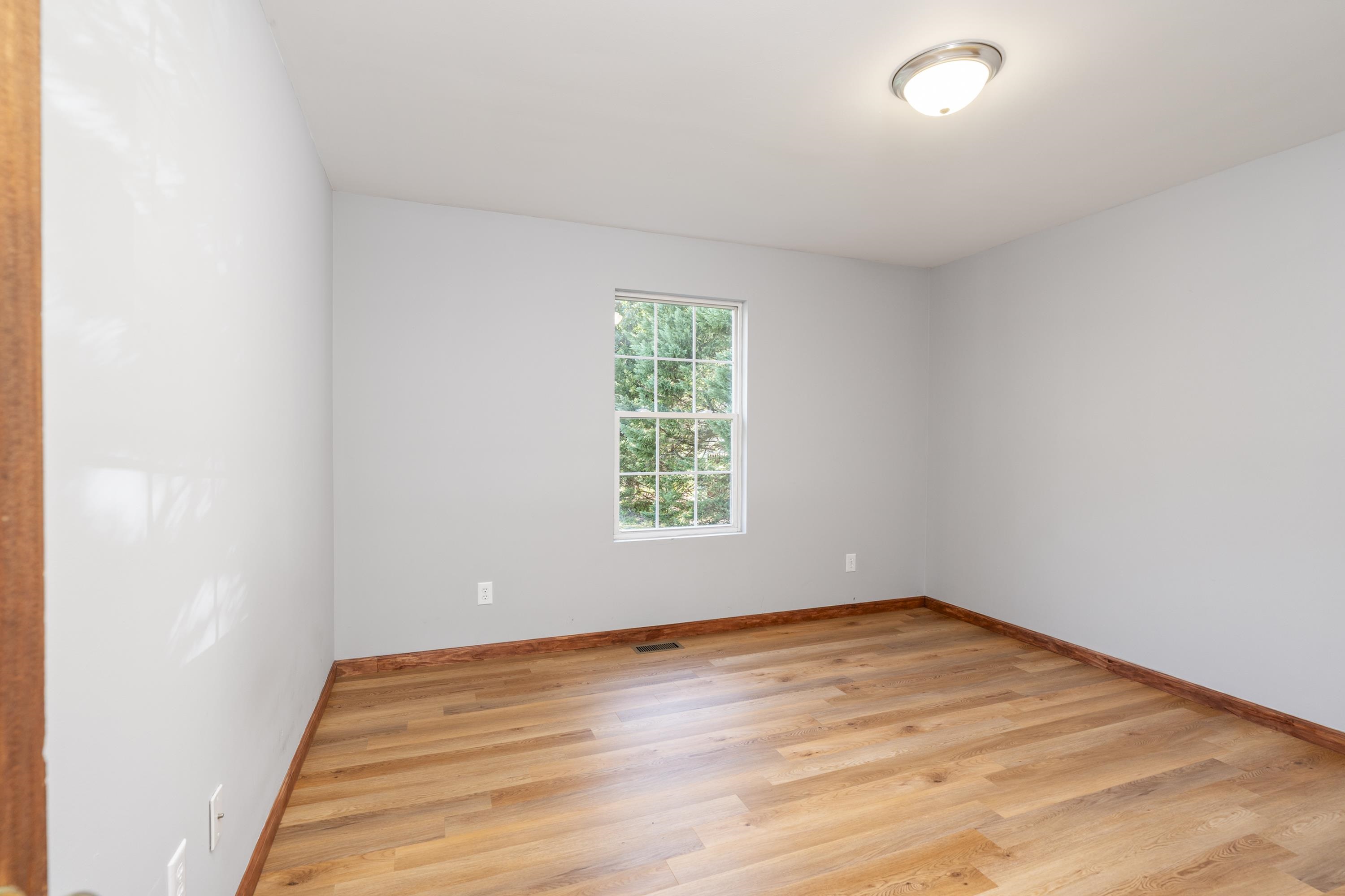 6 CLEAR WATER CT, GORDONSVILLE, Virginia 22942, 3 Bedrooms Bedrooms, ,3 BathroomsBathrooms,Residential,6 CLEAR WATER CT,681312 MLS # 681312