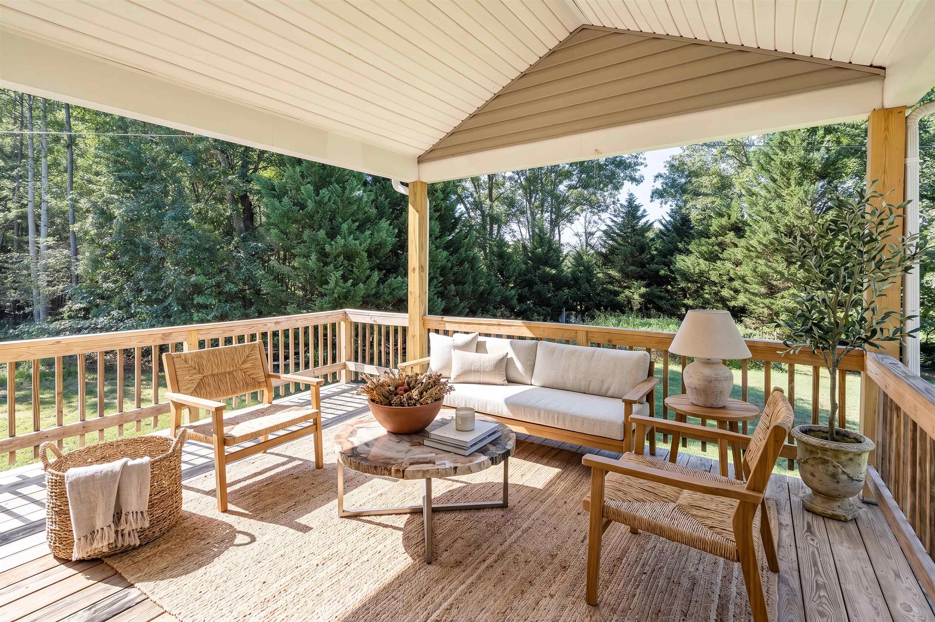 6 CLEAR WATER CT, GORDONSVILLE, Virginia 22942, 3 Bedrooms Bedrooms, ,3 BathroomsBathrooms,Residential,6 CLEAR WATER CT,681312 MLS # 681312