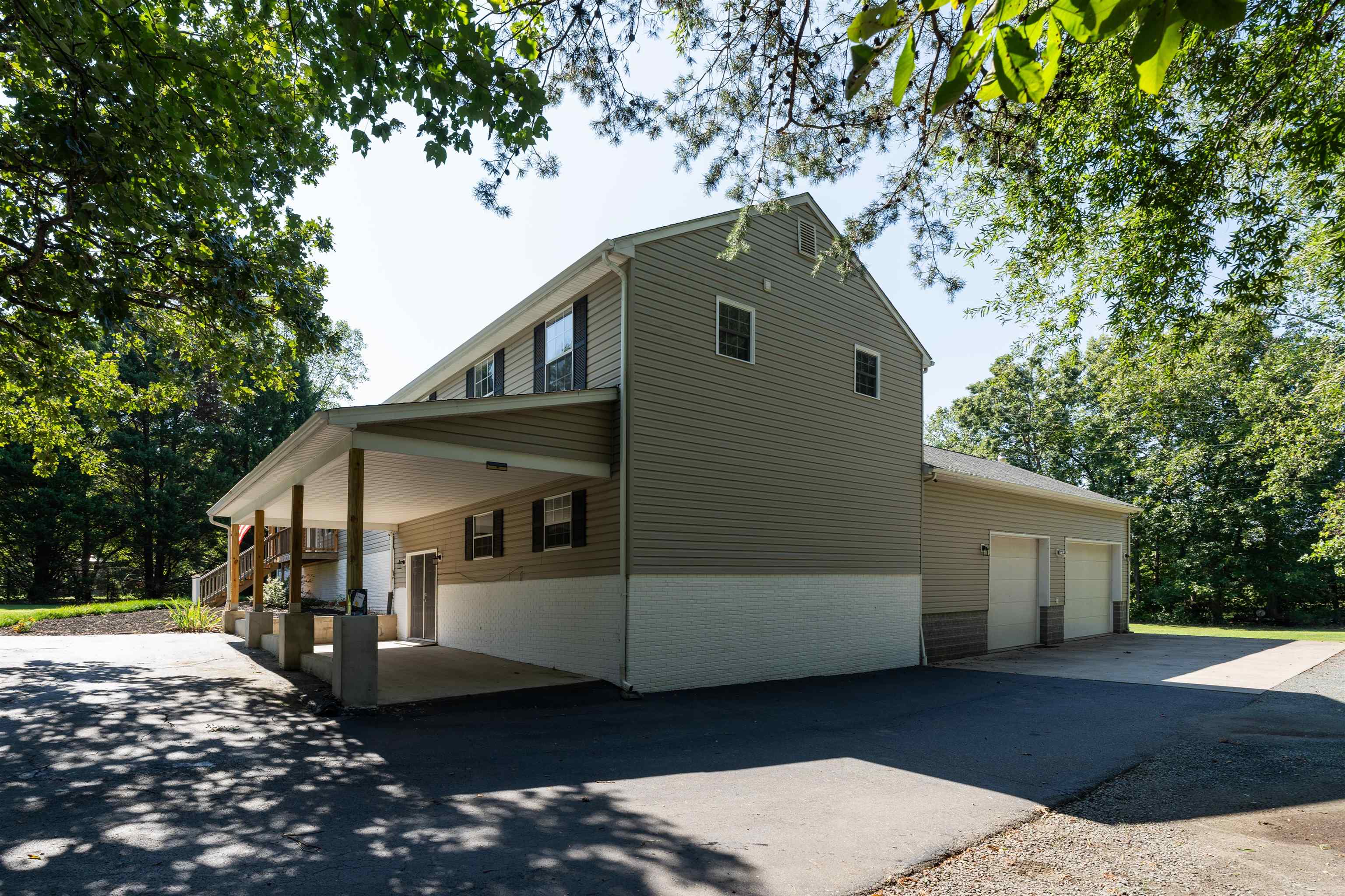 6 CLEAR WATER CT, GORDONSVILLE, Virginia 22942, 3 Bedrooms Bedrooms, ,3 BathroomsBathrooms,Residential,6 CLEAR WATER CT,681312 MLS # 681312