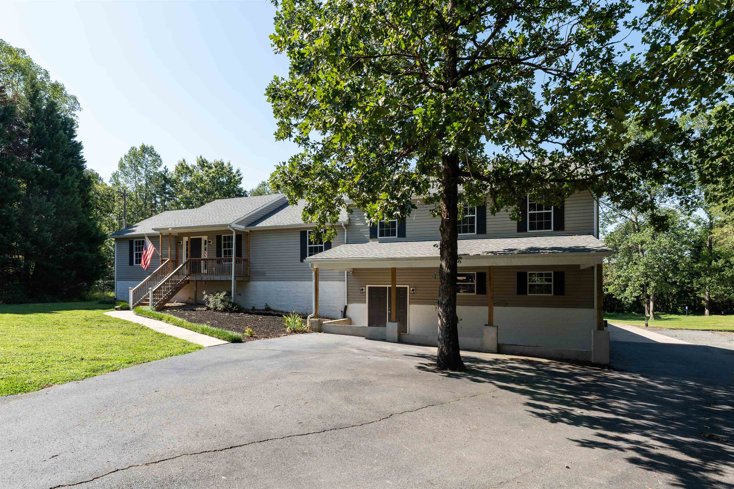 6 CLEAR WATER CT, GORDONSVILLE, Virginia 22942, 3 Bedrooms Bedrooms, ,3 BathroomsBathrooms,Residential,6 CLEAR WATER CT,681312 MLS # 681312