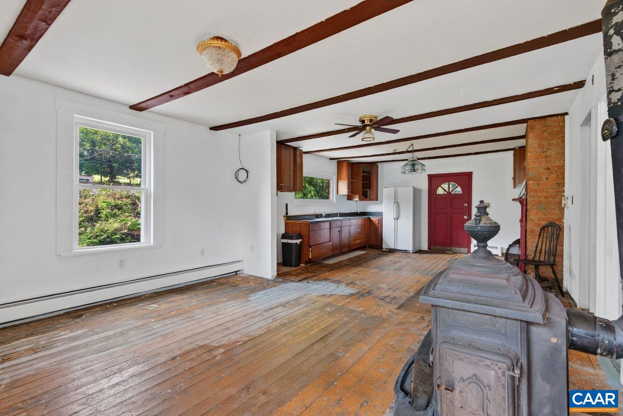 401 BOWLING ST, STAUNTON, Virginia 24401, 2 Bedrooms Bedrooms, ,2 BathroomsBathrooms,Residential,401 BOWLING ST,681313 MLS # 681313 401 BOWLING ST, STAUNTON, Virginia 24401, 2 Bedrooms Bedrooms, ,2 BathroomsBathrooms,Residential,401 BOWLING ST,681313 MLS # 681313
