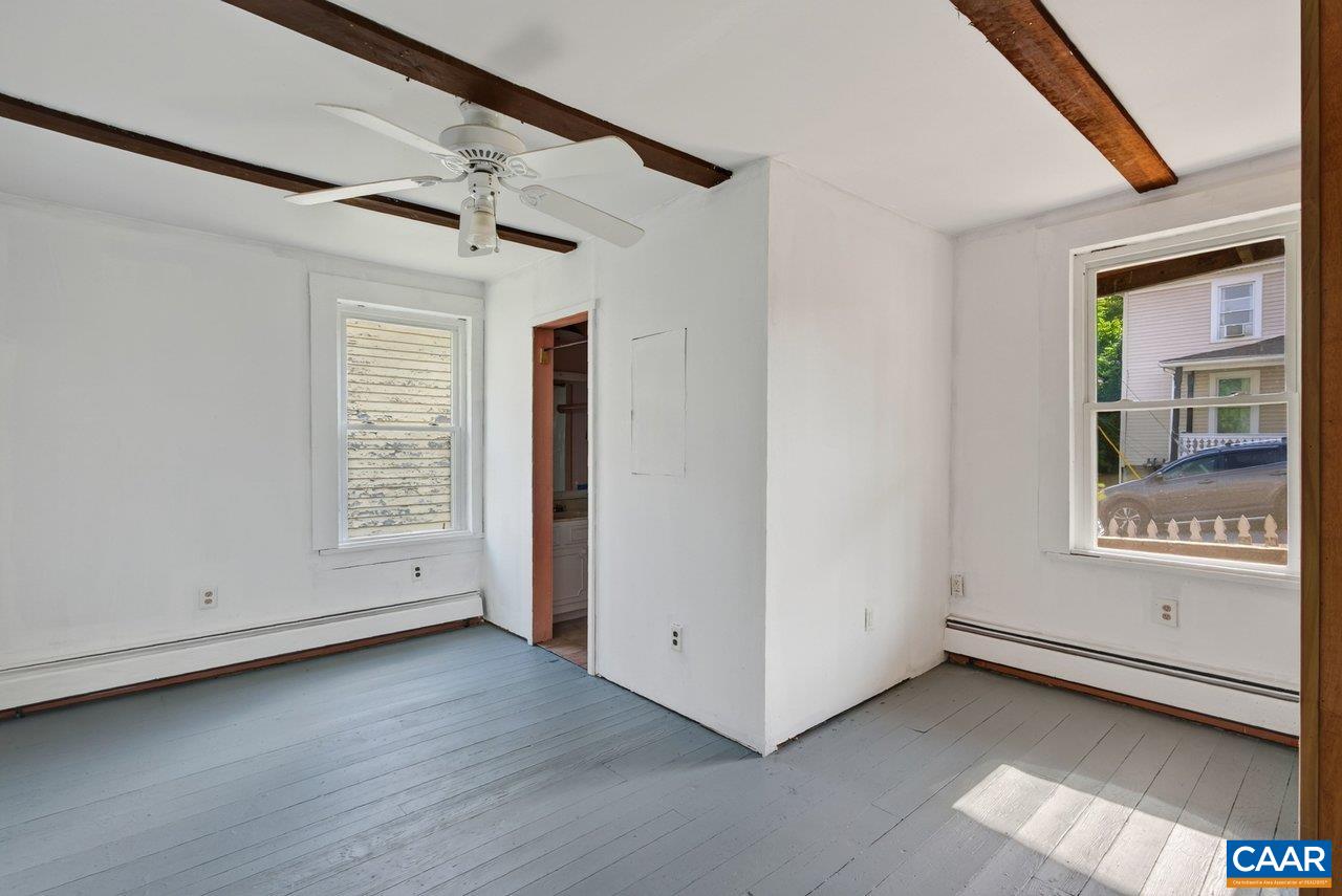 401 BOWLING ST, STAUNTON, Virginia 24401, 2 Bedrooms Bedrooms, ,2 BathroomsBathrooms,Residential,401 BOWLING ST,681313 MLS # 681313 401 BOWLING ST, STAUNTON, Virginia 24401, 2 Bedrooms Bedrooms, ,2 BathroomsBathrooms,Residential,401 BOWLING ST,681313 MLS # 681313