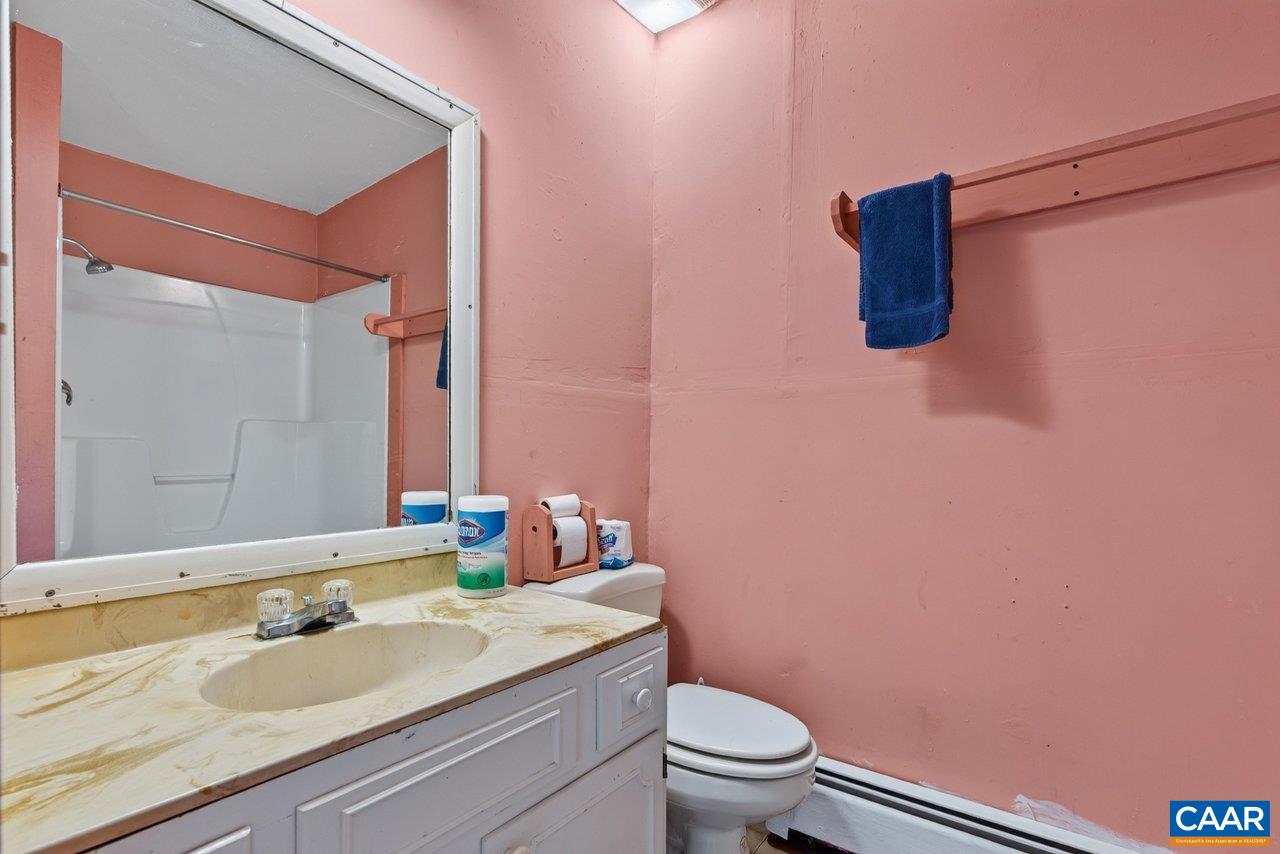 401 BOWLING ST, STAUNTON, Virginia 24401, 2 Bedrooms Bedrooms, ,2 BathroomsBathrooms,Residential,401 BOWLING ST,681313 MLS # 681313 401 BOWLING ST, STAUNTON, Virginia 24401, 2 Bedrooms Bedrooms, ,2 BathroomsBathrooms,Residential,401 BOWLING ST,681313 MLS # 681313