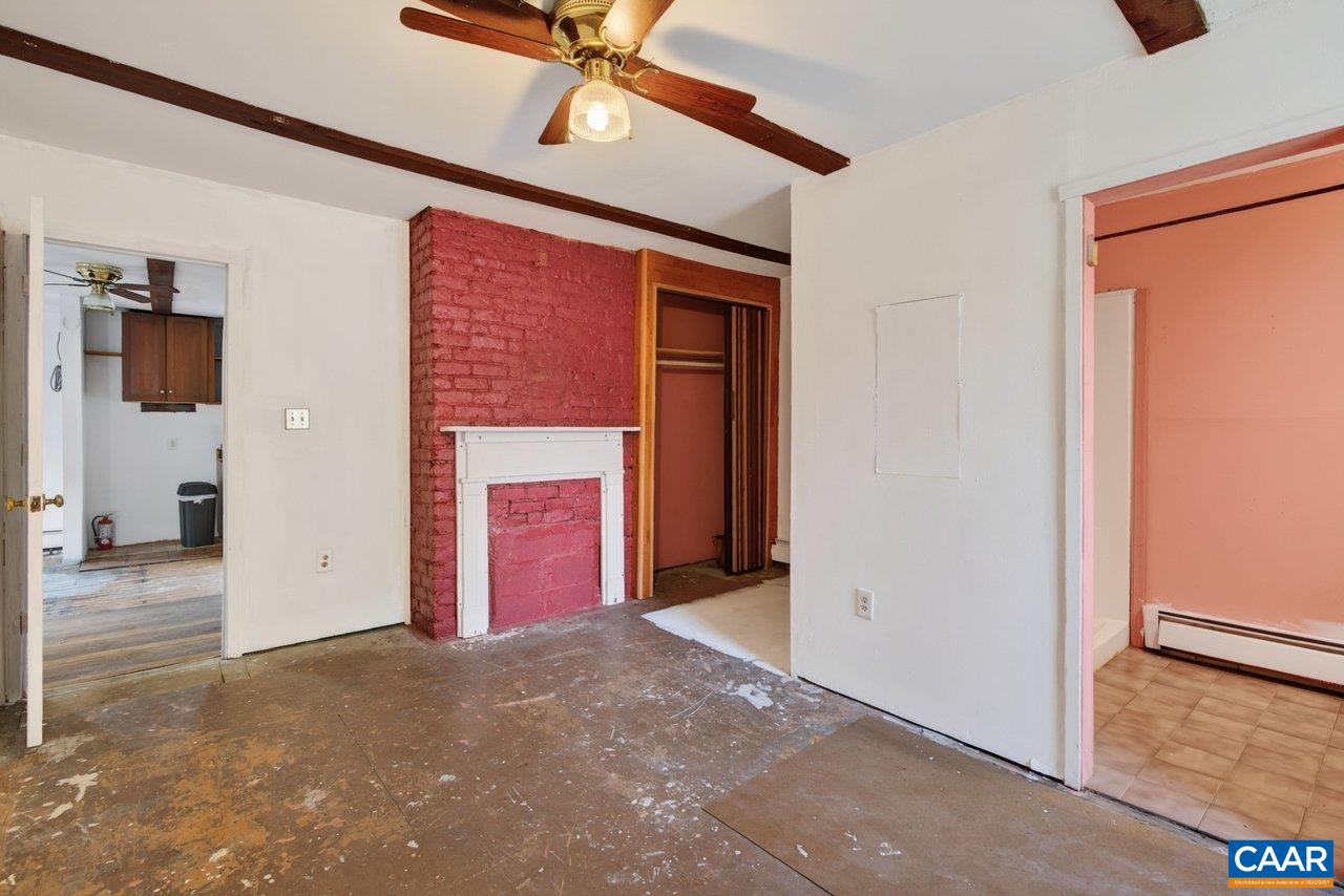 401 BOWLING ST, STAUNTON, Virginia 24401, 2 Bedrooms Bedrooms, ,2 BathroomsBathrooms,Residential,401 BOWLING ST,681313 MLS # 681313 401 BOWLING ST, STAUNTON, Virginia 24401, 2 Bedrooms Bedrooms, ,2 BathroomsBathrooms,Residential,401 BOWLING ST,681313 MLS # 681313