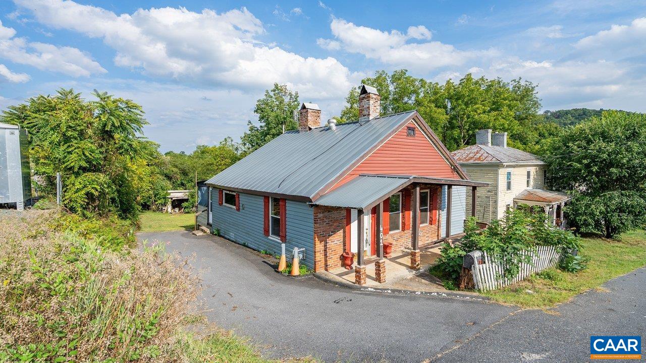 401 BOWLING ST, STAUNTON, Virginia 24401, 2 Bedrooms Bedrooms, ,2 BathroomsBathrooms,Residential,401 BOWLING ST,681313 MLS # 681313 401 BOWLING ST, STAUNTON, Virginia 24401, 2 Bedrooms Bedrooms, ,2 BathroomsBathrooms,Residential,401 BOWLING ST,681313 MLS # 681313