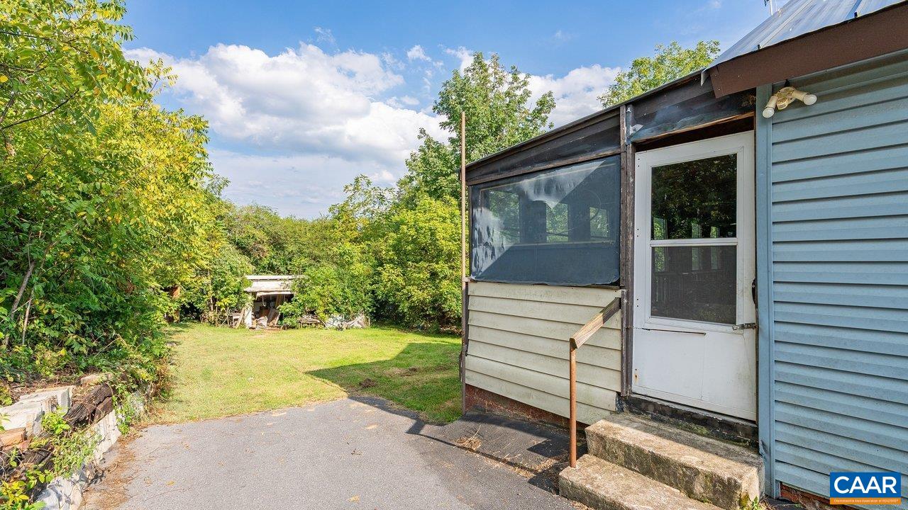401 BOWLING ST, STAUNTON, Virginia 24401, 2 Bedrooms Bedrooms, ,2 BathroomsBathrooms,Residential,401 BOWLING ST,681313 MLS # 681313 401 BOWLING ST, STAUNTON, Virginia 24401, 2 Bedrooms Bedrooms, ,2 BathroomsBathrooms,Residential,401 BOWLING ST,681313 MLS # 681313