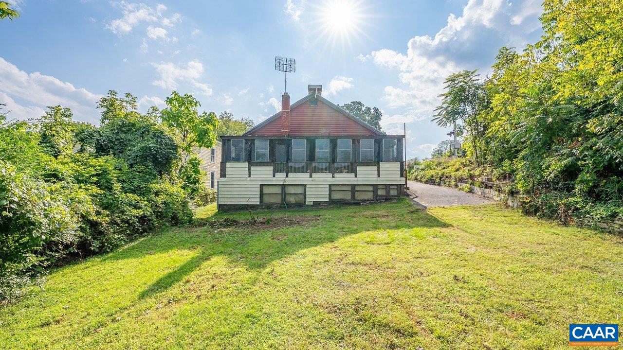 401 BOWLING ST, STAUNTON, Virginia 24401, 2 Bedrooms Bedrooms, ,2 BathroomsBathrooms,Residential,401 BOWLING ST,681313 MLS # 681313 401 BOWLING ST, STAUNTON, Virginia 24401, 2 Bedrooms Bedrooms, ,2 BathroomsBathrooms,Residential,401 BOWLING ST,681313 MLS # 681313
