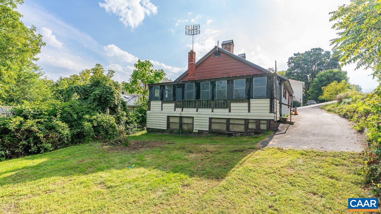 401 BOWLING ST, STAUNTON, Virginia 24401, 2 Bedrooms Bedrooms, ,2 BathroomsBathrooms,Residential,401 BOWLING ST,681313 MLS # 681313 401 BOWLING ST, STAUNTON, Virginia 24401, 2 Bedrooms Bedrooms, ,2 BathroomsBathrooms,Residential,401 BOWLING ST,681313 MLS # 681313