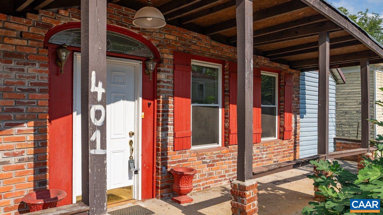 401 BOWLING ST, STAUNTON, Virginia 24401, 2 Bedrooms Bedrooms, ,2 BathroomsBathrooms,Residential,401 BOWLING ST,681313 MLS # 681313 401 BOWLING ST, STAUNTON, Virginia 24401, 2 Bedrooms Bedrooms, ,2 BathroomsBathrooms,Residential,401 BOWLING ST,681313 MLS # 681313
