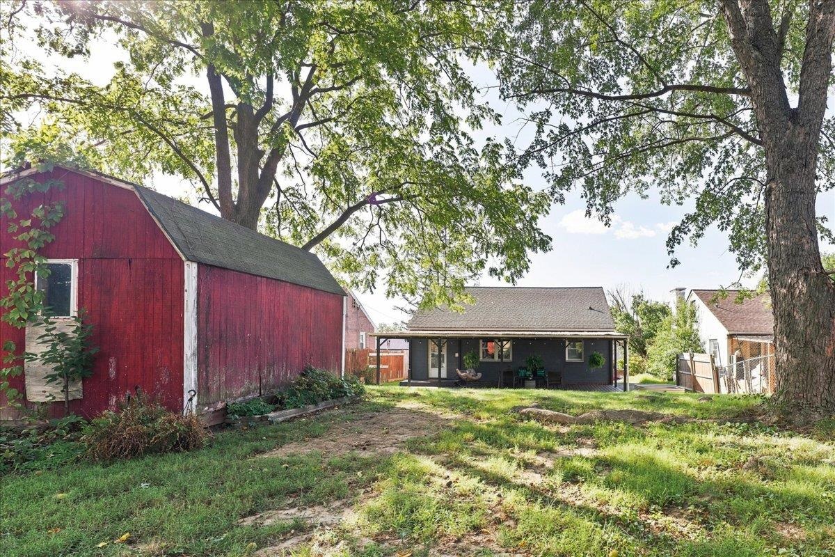 812 FLORENCE AVE, WAYNESBORO, Virginia 22980, 3 Bedrooms Bedrooms, ,1 BathroomBathrooms,Residential,812 FLORENCE AVE,681172 MLS # 681172 812 FLORENCE AVE, WAYNESBORO, Virginia 22980, 3 Bedrooms Bedrooms, ,1 BathroomBathrooms,Residential,812 FLORENCE AVE,681172 MLS # 681172