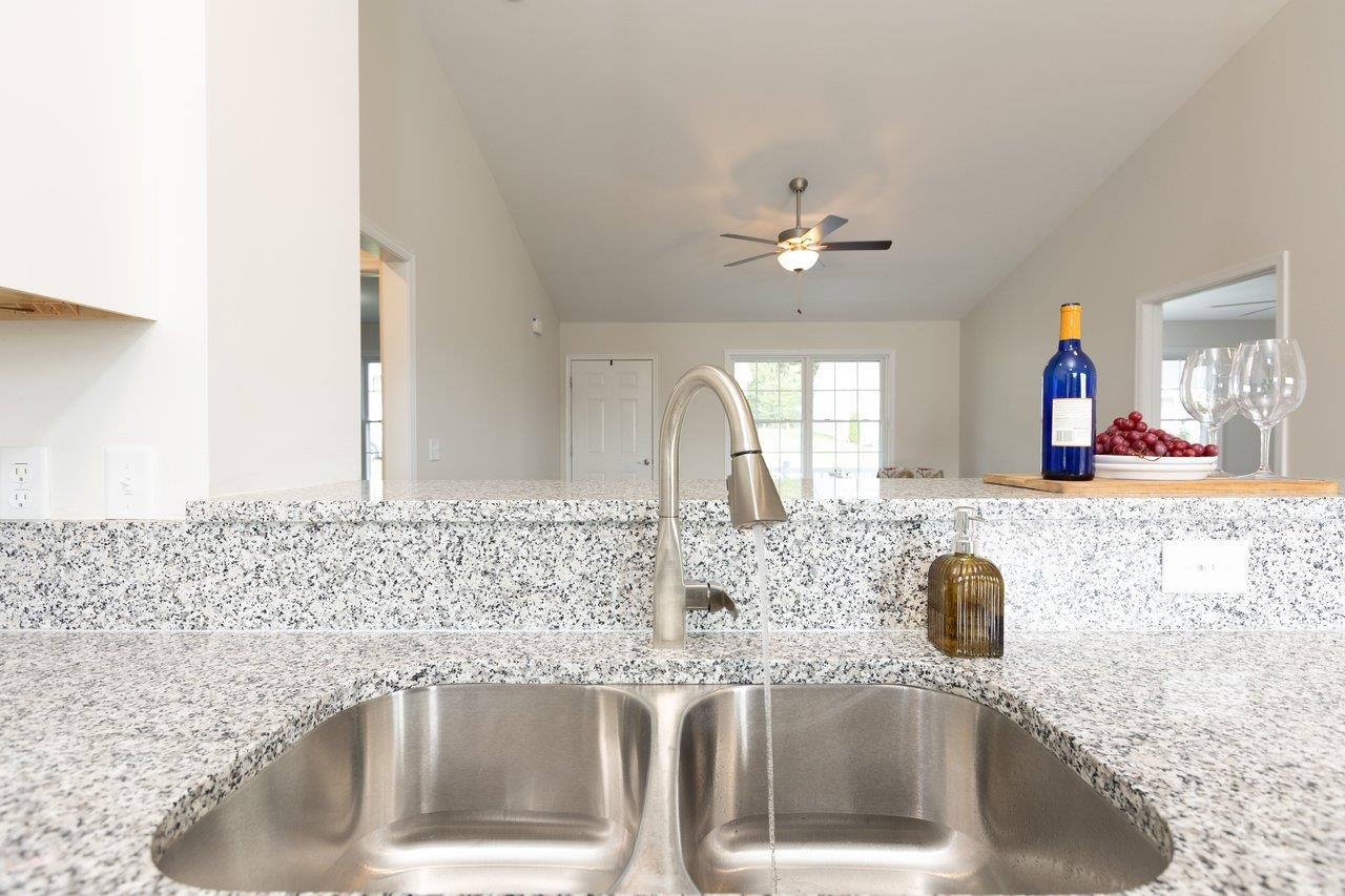 2315 WHITESTONE DR, ROCKINGHAM, Virginia 22801, 3 Bedrooms Bedrooms, ,2 BathroomsBathrooms,Residential,2315 WHITESTONE DR,681316 MLS # 681316 2315 WHITESTONE DR, ROCKINGHAM, Virginia 22801, 3 Bedrooms Bedrooms, ,2 BathroomsBathrooms,Residential,2315 WHITESTONE DR,681316 MLS # 681316