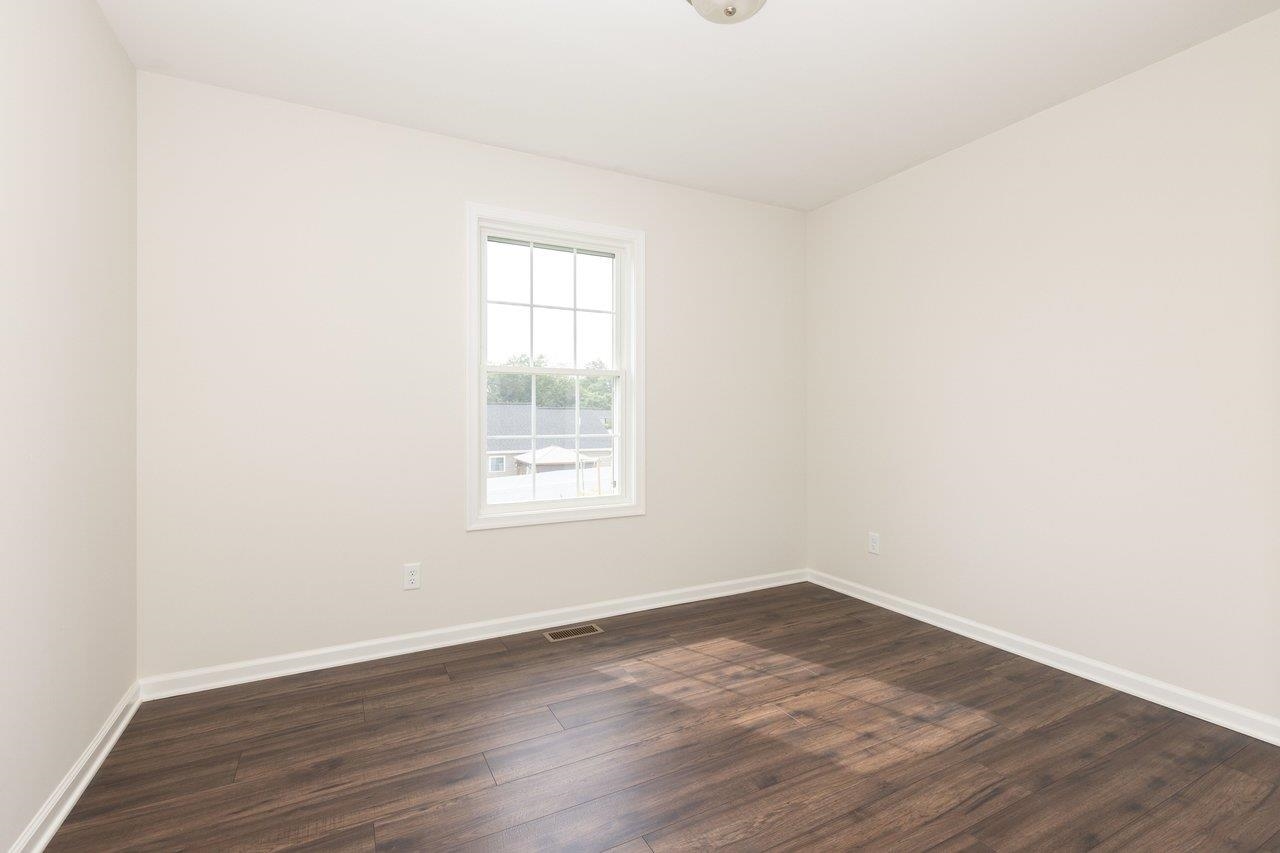 2315 WHITESTONE DR, ROCKINGHAM, Virginia 22801, 3 Bedrooms Bedrooms, ,2 BathroomsBathrooms,Residential,2315 WHITESTONE DR,681316 MLS # 681316 2315 WHITESTONE DR, ROCKINGHAM, Virginia 22801, 3 Bedrooms Bedrooms, ,2 BathroomsBathrooms,Residential,2315 WHITESTONE DR,681316 MLS # 681316
