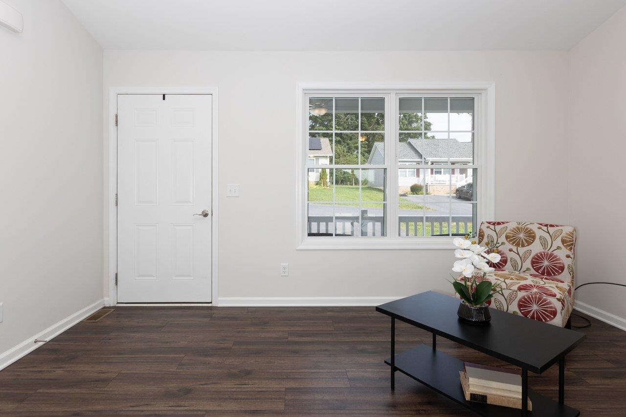 2315 WHITESTONE DR, ROCKINGHAM, Virginia 22801, 3 Bedrooms Bedrooms, ,2 BathroomsBathrooms,Residential,2315 WHITESTONE DR,681316 MLS # 681316 2315 WHITESTONE DR, ROCKINGHAM, Virginia 22801, 3 Bedrooms Bedrooms, ,2 BathroomsBathrooms,Residential,2315 WHITESTONE DR,681316 MLS # 681316