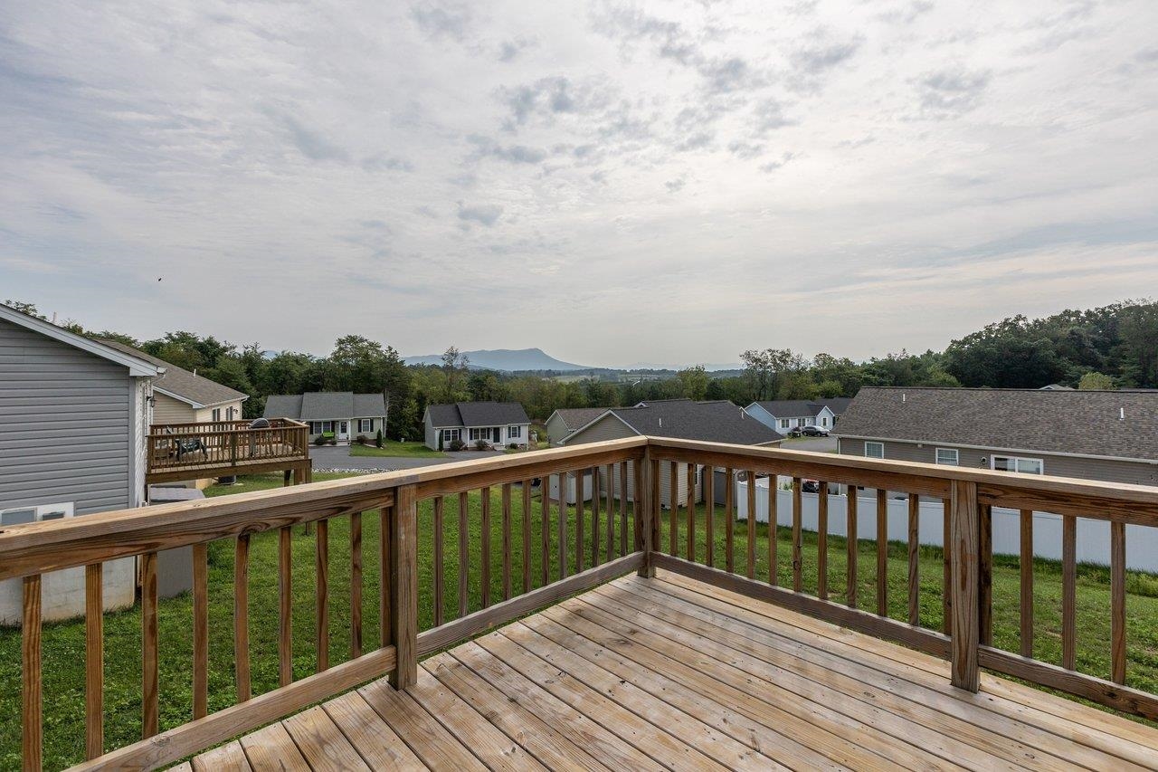 2315 WHITESTONE DR, ROCKINGHAM, Virginia 22801, 3 Bedrooms Bedrooms, ,2 BathroomsBathrooms,Residential,2315 WHITESTONE DR,681316 MLS # 681316 2315 WHITESTONE DR, ROCKINGHAM, Virginia 22801, 3 Bedrooms Bedrooms, ,2 BathroomsBathrooms,Residential,2315 WHITESTONE DR,681316 MLS # 681316