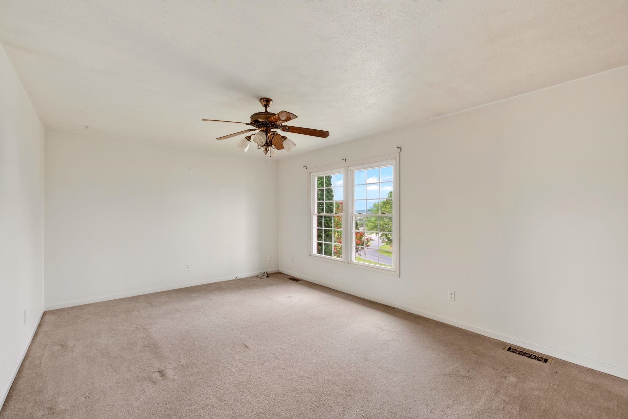106 HILLSIDE AVE, ELKTON, Virginia 22827, 3 Bedrooms Bedrooms, ,2 BathroomsBathrooms,Residential,Peters,106 HILLSIDE AVE,681298 MLS # 681298 106 HILLSIDE AVE, ELKTON, Virginia 22827, 3 Bedrooms Bedrooms, ,2 BathroomsBathrooms,Residential,Peters,106 HILLSIDE AVE,681298 MLS # 681298