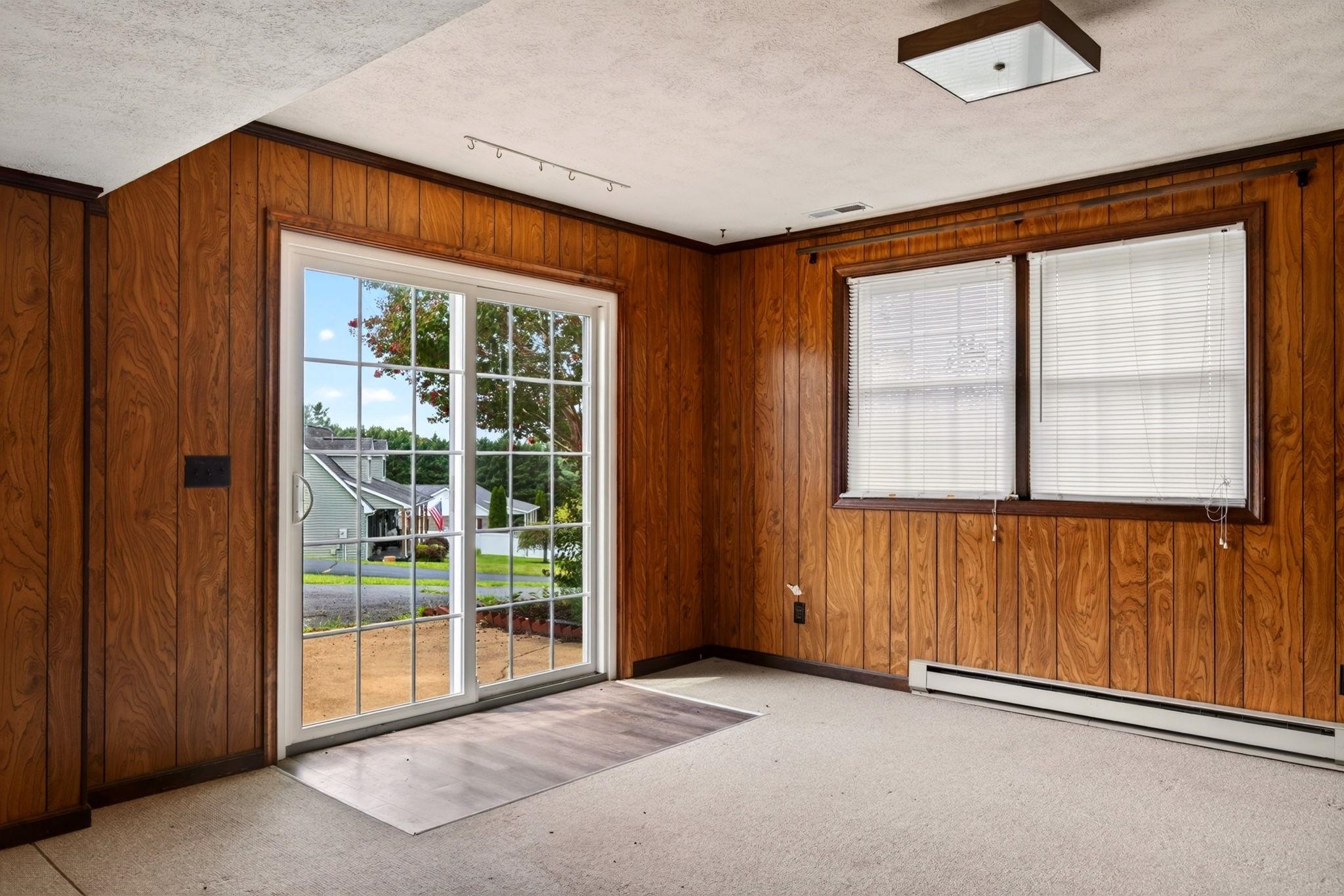 106 HILLSIDE AVE, ELKTON, Virginia 22827, 3 Bedrooms Bedrooms, ,2 BathroomsBathrooms,Residential,Peters,106 HILLSIDE AVE,681298 MLS # 681298 106 HILLSIDE AVE, ELKTON, Virginia 22827, 3 Bedrooms Bedrooms, ,2 BathroomsBathrooms,Residential,Peters,106 HILLSIDE AVE,681298 MLS # 681298