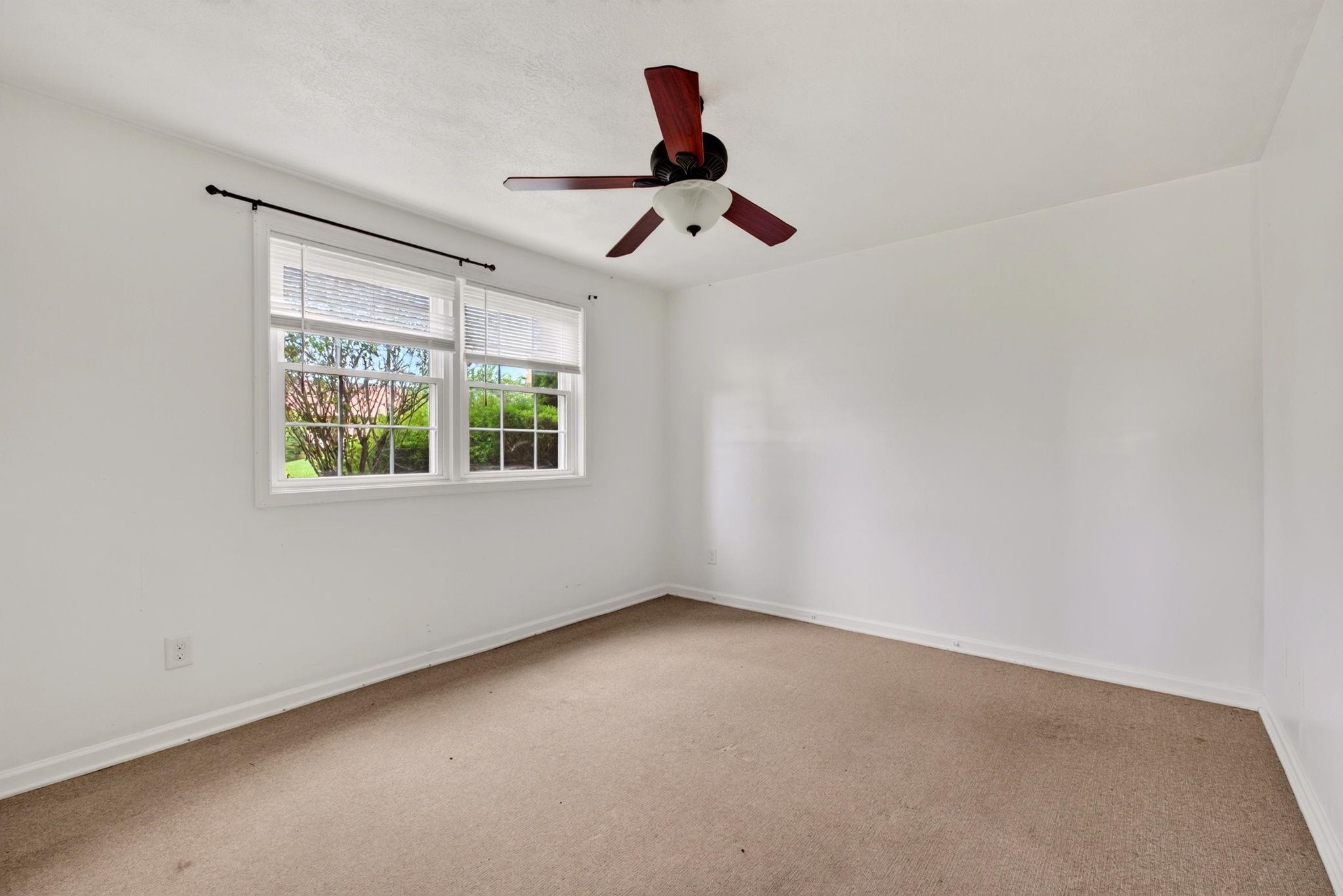 106 HILLSIDE AVE, ELKTON, Virginia 22827, 3 Bedrooms Bedrooms, ,2 BathroomsBathrooms,Residential,Peters,106 HILLSIDE AVE,681298 MLS # 681298 106 HILLSIDE AVE, ELKTON, Virginia 22827, 3 Bedrooms Bedrooms, ,2 BathroomsBathrooms,Residential,Peters,106 HILLSIDE AVE,681298 MLS # 681298