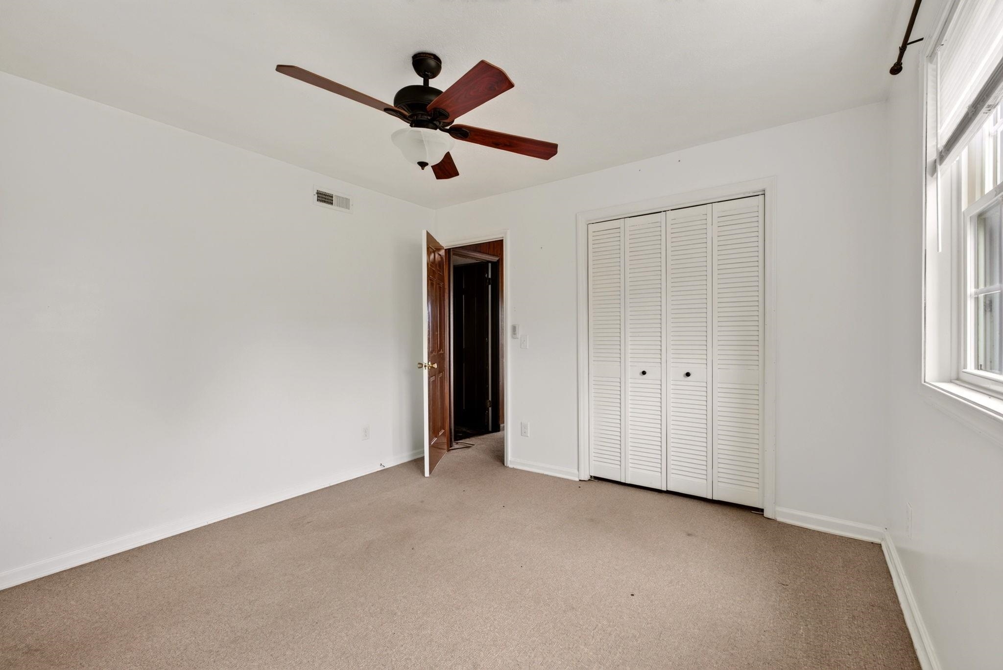 106 HILLSIDE AVE, ELKTON, Virginia 22827, 3 Bedrooms Bedrooms, ,2 BathroomsBathrooms,Residential,Peters,106 HILLSIDE AVE,681298 MLS # 681298 106 HILLSIDE AVE, ELKTON, Virginia 22827, 3 Bedrooms Bedrooms, ,2 BathroomsBathrooms,Residential,Peters,106 HILLSIDE AVE,681298 MLS # 681298
