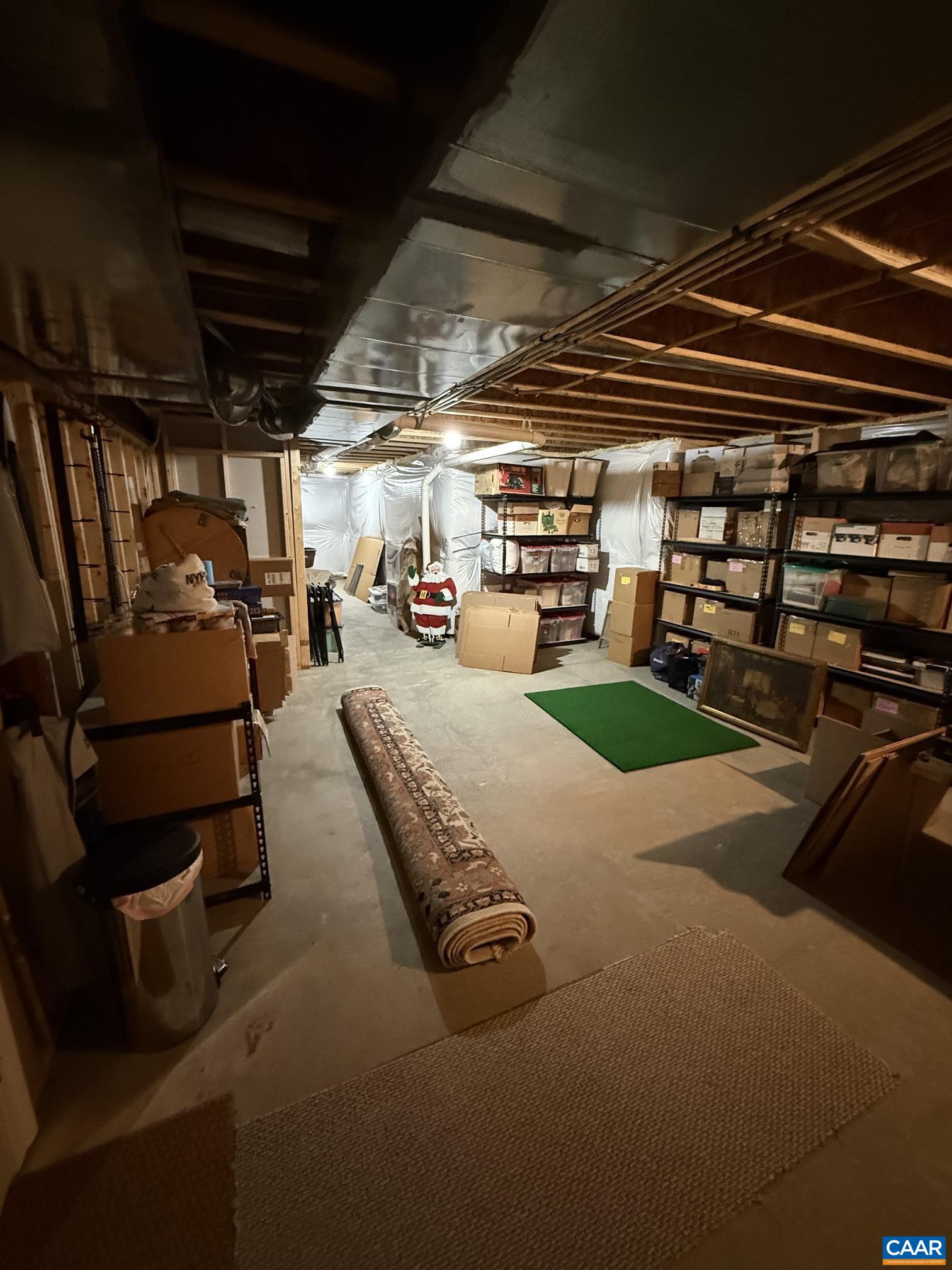 Shelving does convey. Shelving does convey.