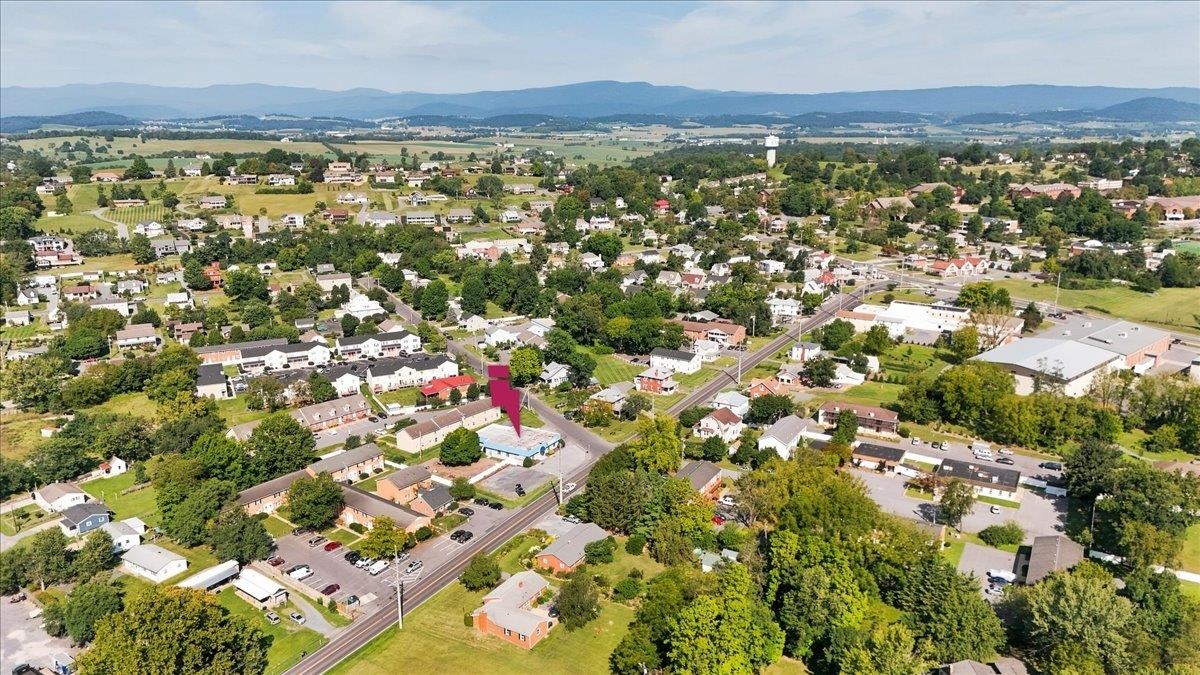 991 CHICAGO AVE, HARRISONBURG, Virginia 22802, ,Commercial,991 CHICAGO AVE,681320 MLS # 681320