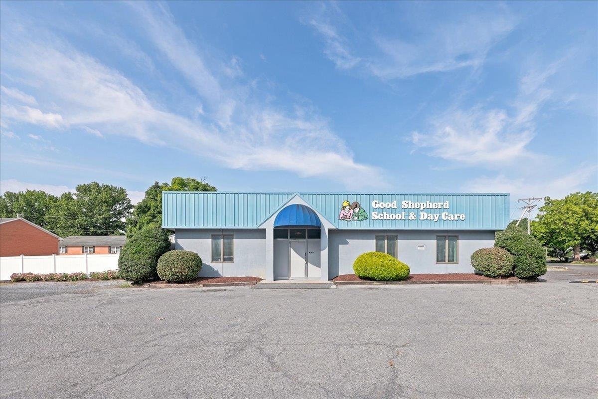 991 CHICAGO AVE, HARRISONBURG, Virginia 22802, ,Commercial,991 CHICAGO AVE,681320 MLS # 681320