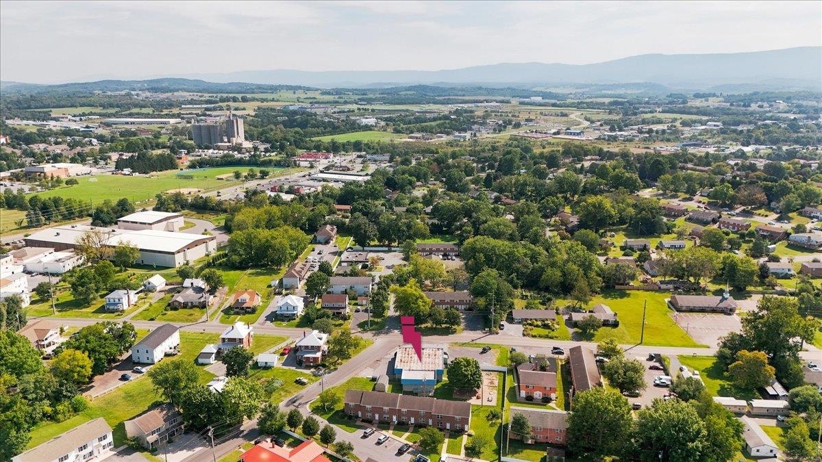 991 CHICAGO AVE, HARRISONBURG, Virginia 22802, ,Commercial,991 CHICAGO AVE,681320 MLS # 681320