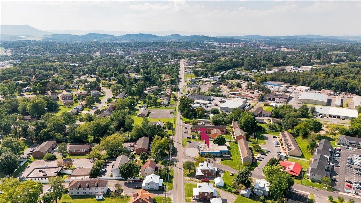 991 CHICAGO AVE, HARRISONBURG, Virginia 22802, ,Commercial,991 CHICAGO AVE,681320 MLS # 681320