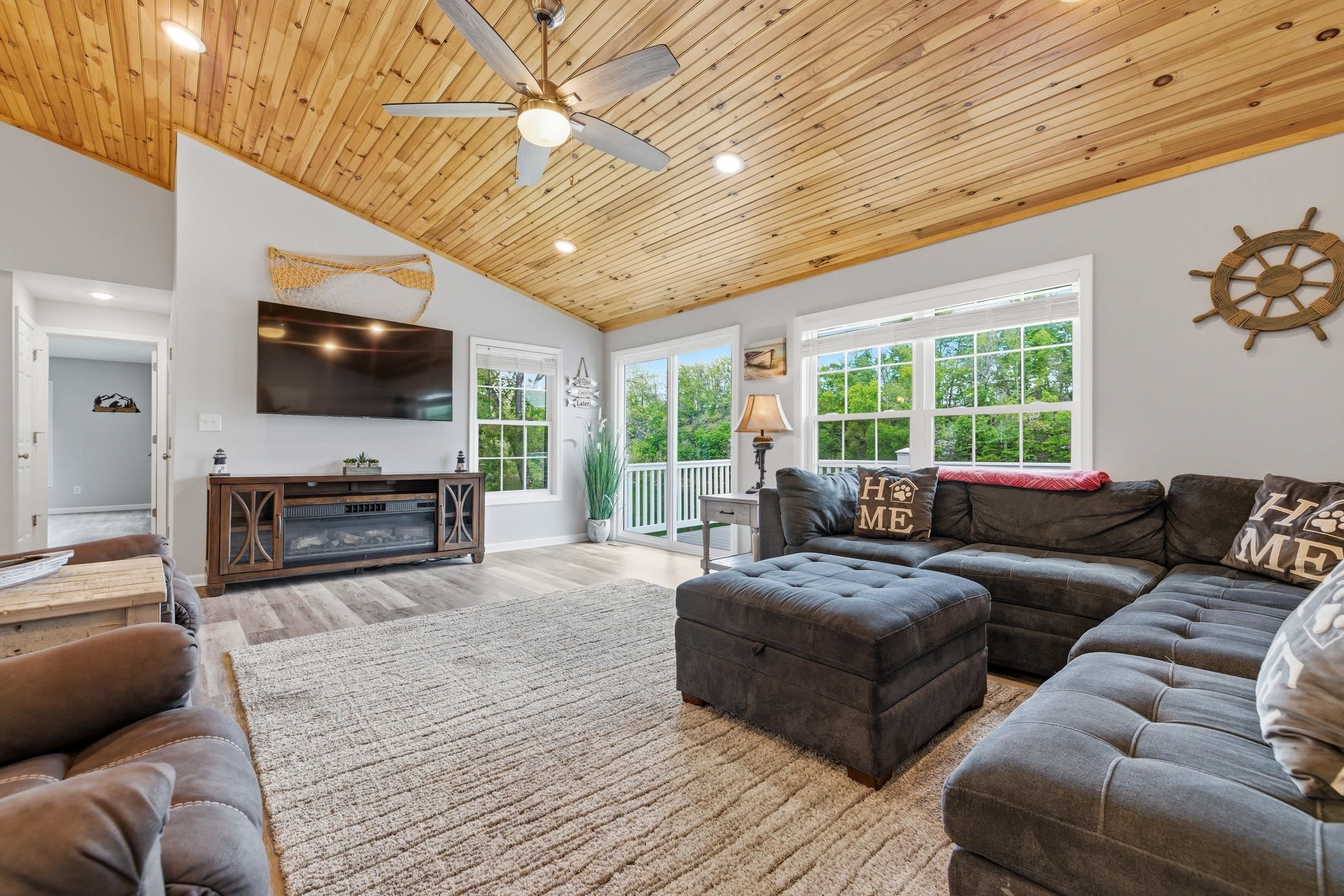 3687 RIVERBEND DR, ELKTON, Virginia 22827, 5 Bedrooms Bedrooms, ,3 BathroomsBathrooms,Residential,3687 RIVERBEND DR,676623 MLS # 676623 3687 RIVERBEND DR, ELKTON, Virginia 22827, 5 Bedrooms Bedrooms, ,3 BathroomsBathrooms,Residential,3687 RIVERBEND DR,676623 MLS # 676623