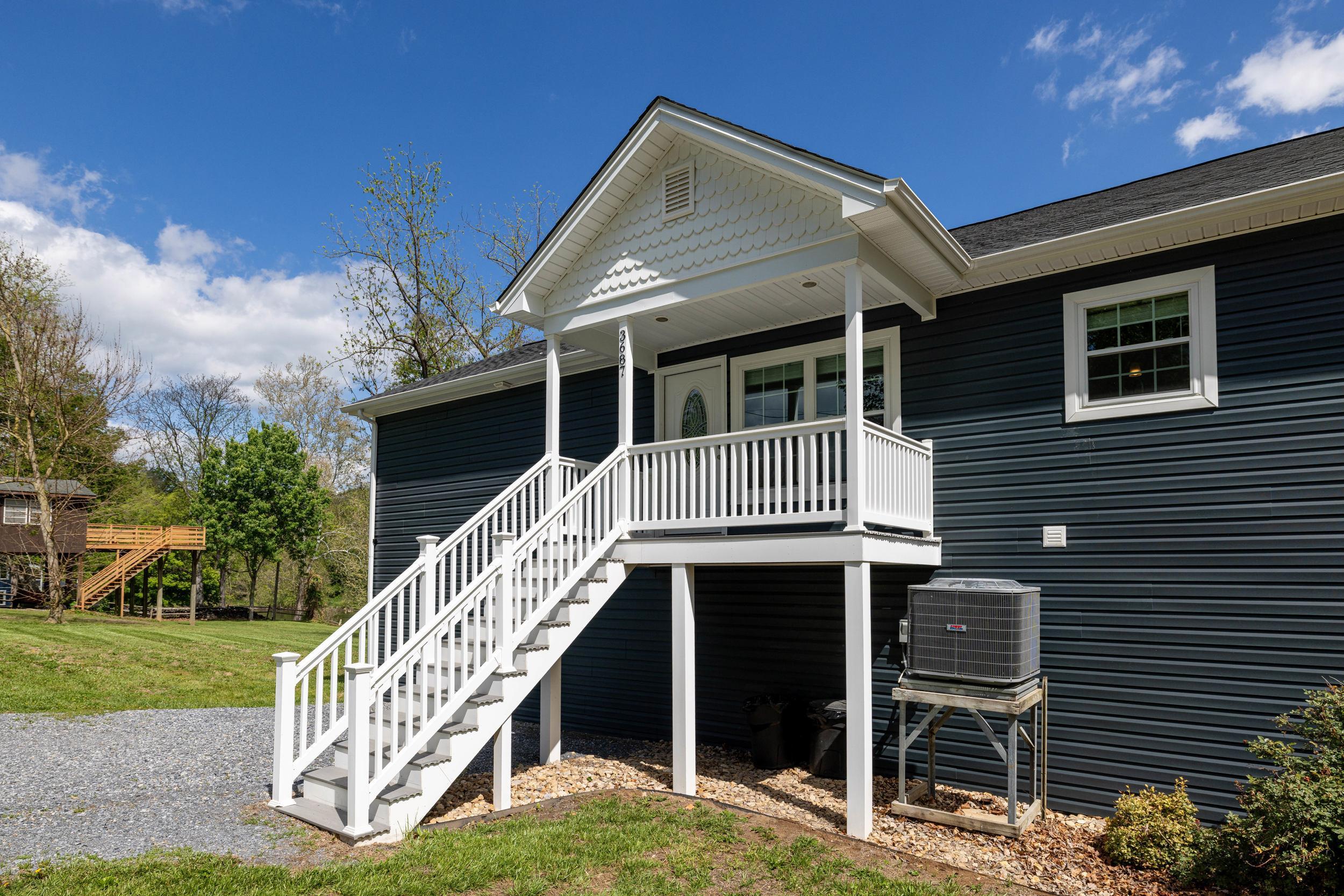3687 RIVERBEND DR, ELKTON, Virginia 22827, 5 Bedrooms Bedrooms, ,3 BathroomsBathrooms,Residential,3687 RIVERBEND DR,676623 MLS # 676623 3687 RIVERBEND DR, ELKTON, Virginia 22827, 5 Bedrooms Bedrooms, ,3 BathroomsBathrooms,Residential,3687 RIVERBEND DR,676623 MLS # 676623