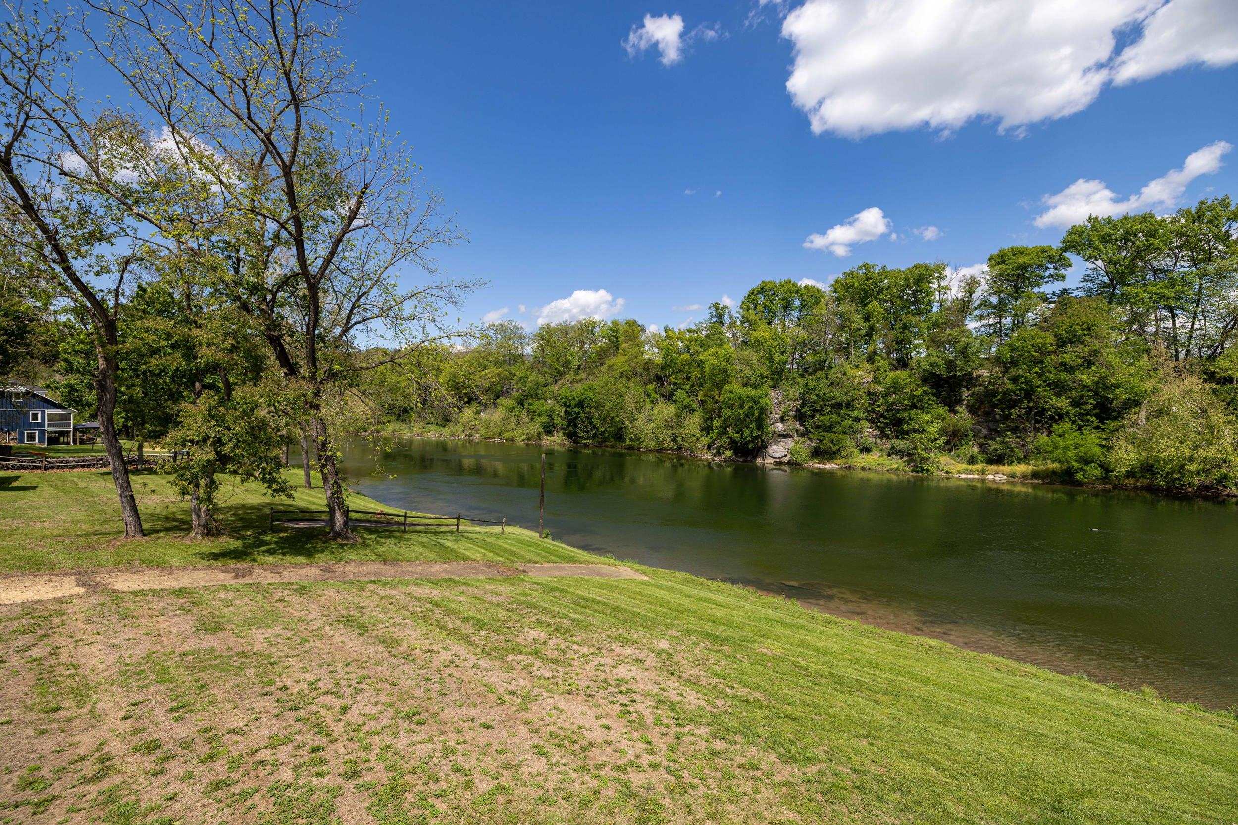 3687 RIVERBEND DR, ELKTON, Virginia 22827, 5 Bedrooms Bedrooms, ,3 BathroomsBathrooms,Residential,3687 RIVERBEND DR,676623 MLS # 676623 3687 RIVERBEND DR, ELKTON, Virginia 22827, 5 Bedrooms Bedrooms, ,3 BathroomsBathrooms,Residential,3687 RIVERBEND DR,676623 MLS # 676623