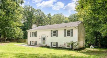 4813 MECHUNK RD, KESWICK, Virginia 22947, 3 Bedrooms Bedrooms, ,3 BathroomsBathrooms,Residential,4813 MECHUNK RD,681294 MLS # 681294